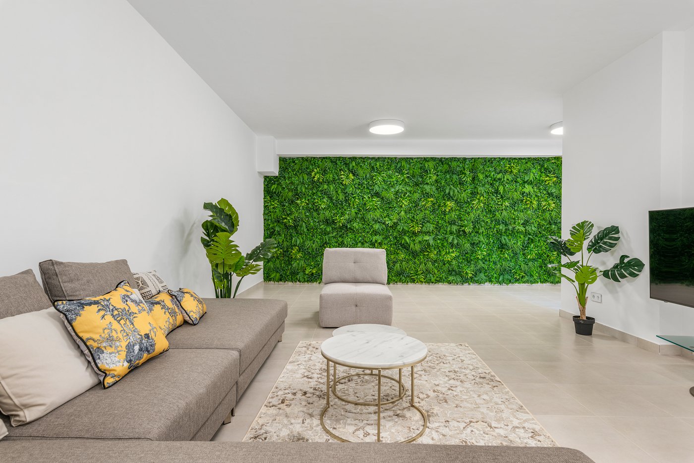  In der exklusiven Gegend von Playa Paraiso gelegen, bietet dieser Komplex von 13 freistehenden Häusern eine privilegierte Umgebung nur 1 km vom Meer 