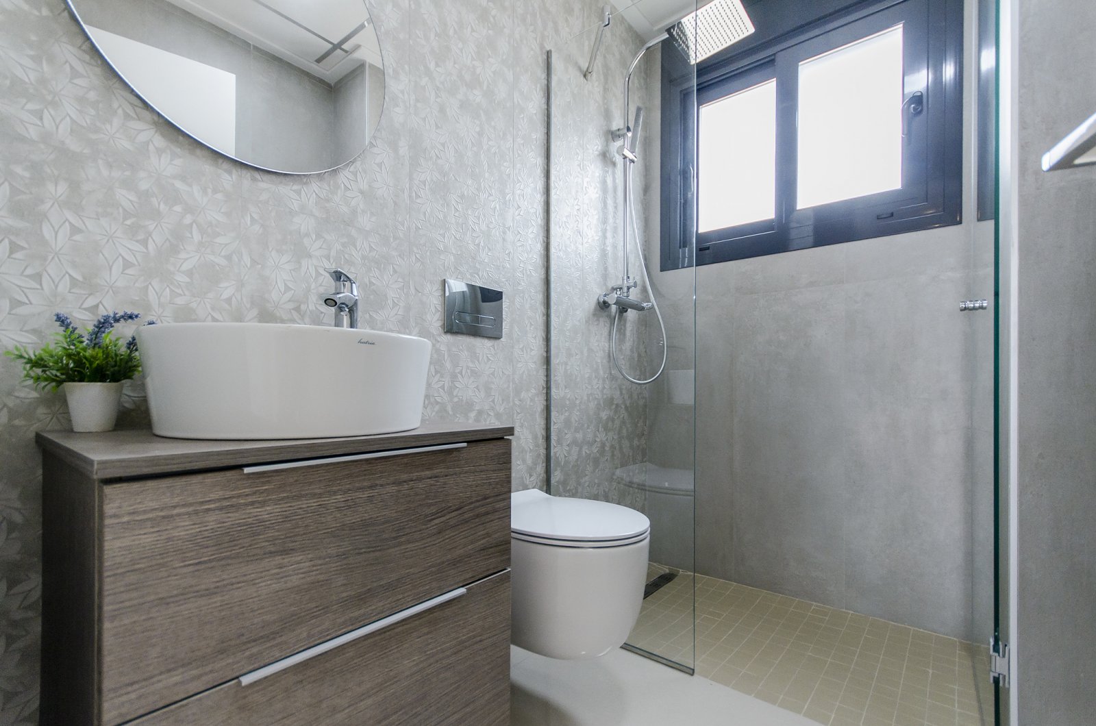  In der charmanten Umgebung von San Miguel de Salinas gelegen, bieten diese Villen einen exklusiven Lebensstil in einer der attraktivsten Gegenden der