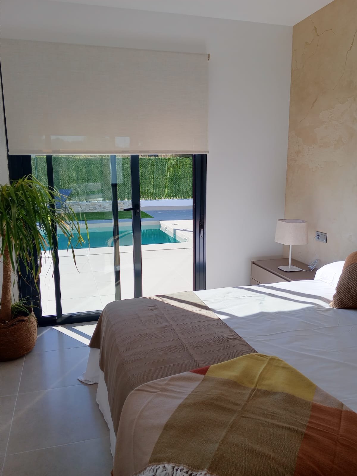  In der charmanten Umgebung von Calasparra gelegen, bietet diese Wohnanlage sechs unabhängige Wohnhäuser, die für diejenigen entworfen wurden, die ein