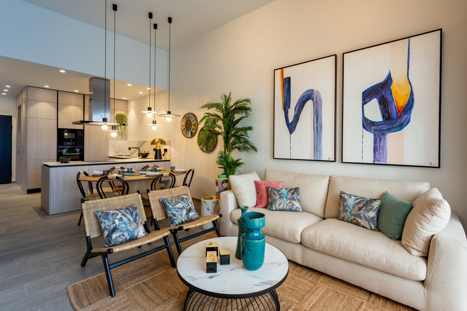  In der charmanten Ortschaft Algorfa gelegen, bietet dieser Wohnkomplex eine Auswahl von 34 High-Bungalow und Low-Bungalow Wohnungen. Diese Immobilien