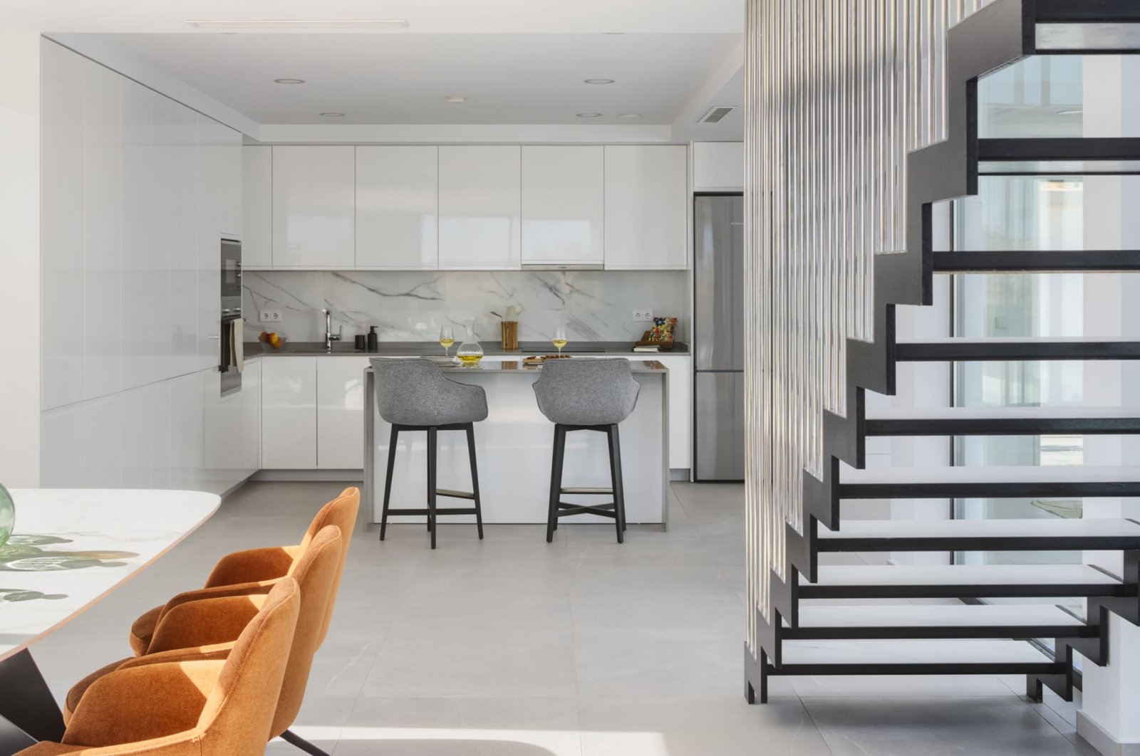  In der schönen Region Murcia gelegen, bietet diese exklusive Sammlung von 18 unabhängigen Wohnhäusern eine außergewöhnliche Lebensumgebung. Diese Imm