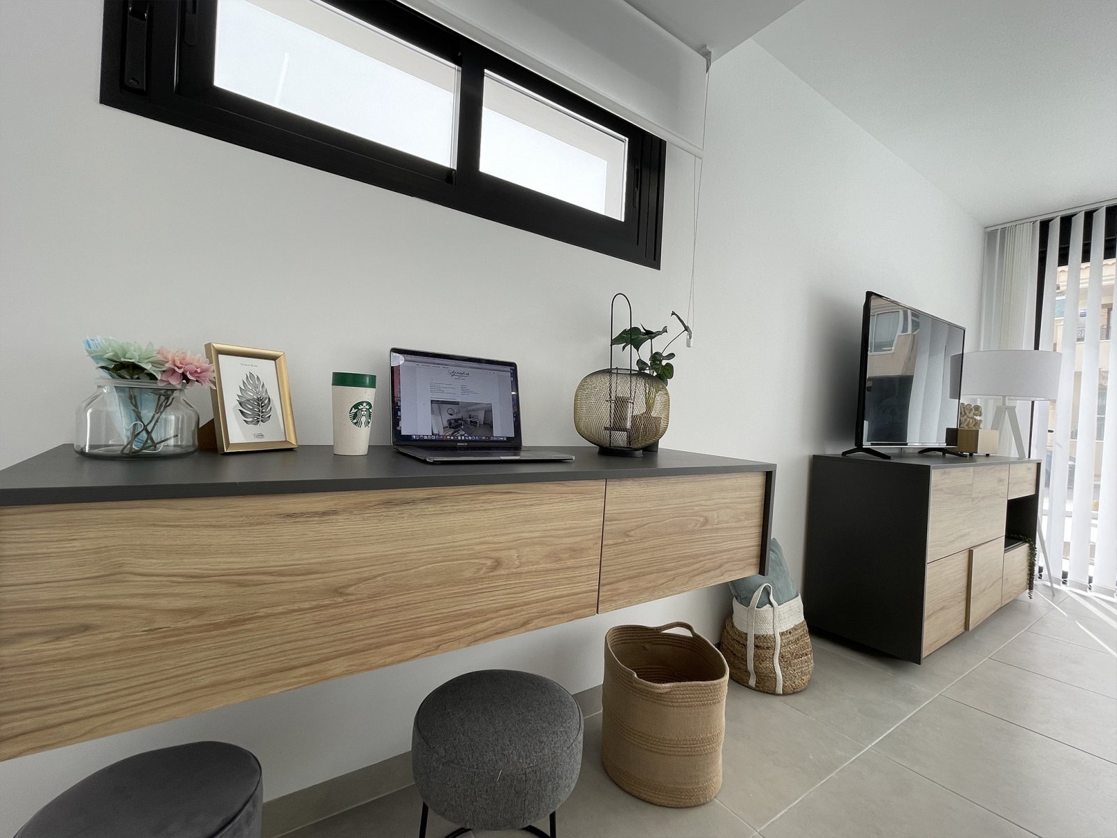  In der charmanten Stadt San Javier gelegen, bietet diese exklusive Wohnanlage eine Auswahl an Wohnhäusern, die darauf ausgelegt sind, die Bedürfnisse