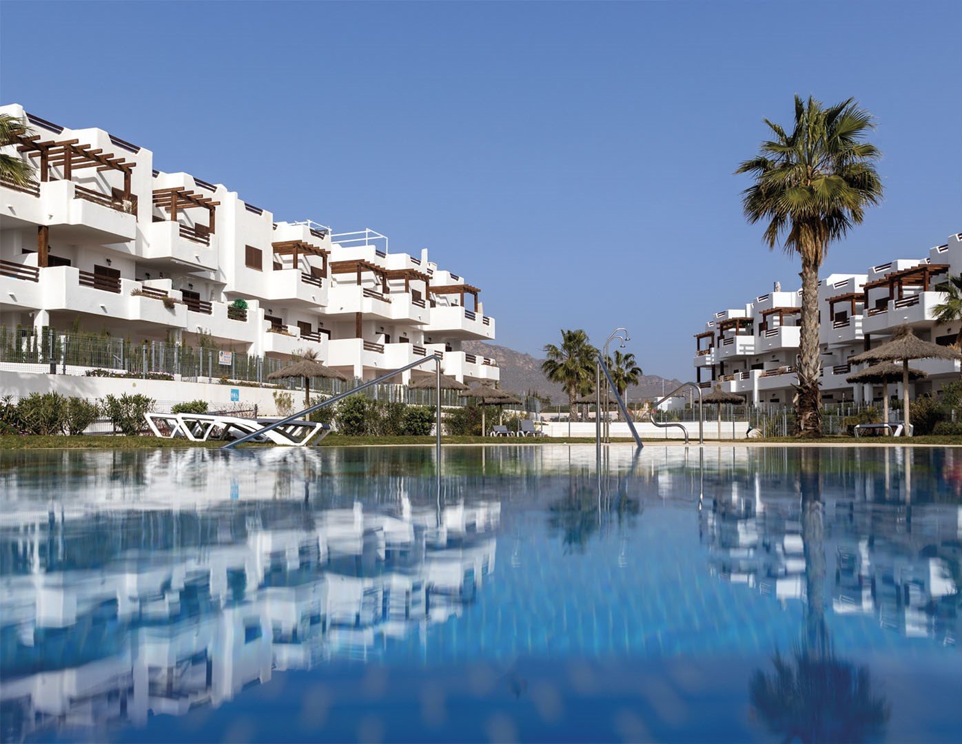  In der charmanten Ortschaft Pulpí gelegen, bietet diese Wohnanlage eine Vielzahl von Wohnmöglichkeiten, die sich an unterschiedliche Bedürfnisse und 