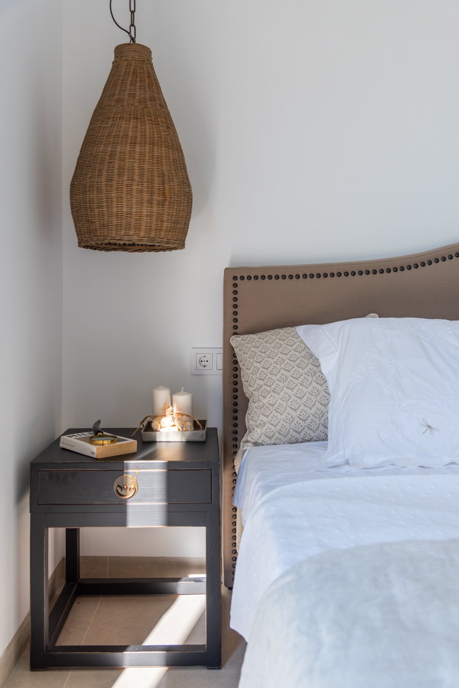  Diese exklusive Sammlung von sechs unabhängigen Wohnhäusern befindet sich im charmanten Enklave von Mar de Cristal und bietet eine ideale Umgebung fü