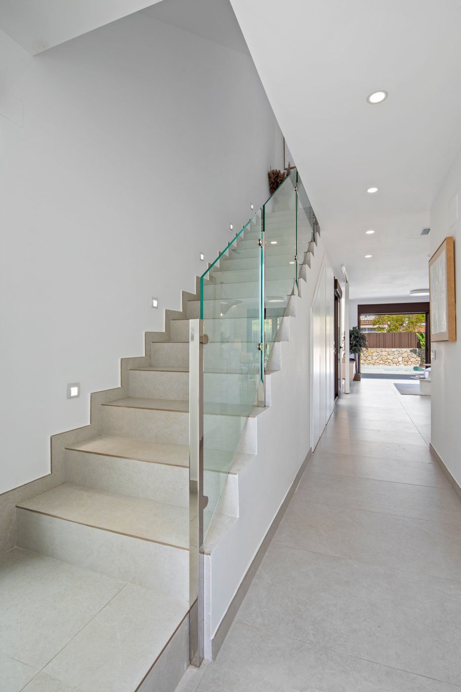  Im charmanten Ort Pilar de la Horadada gelegen, bietet dieses Ensemble freistehender Chalets eine einzigartige Gelegenheit, das Leben an der Costa Bl