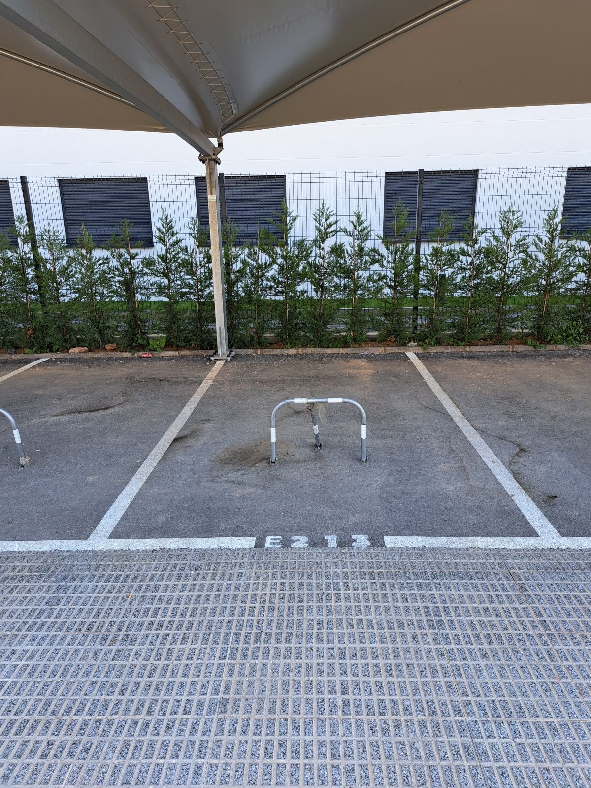  In der schönen Stadt Orihuela gelegen, bietet diese Wohnanlage eine Auswahl von 118 Wohnungen, darunter Apartments, Erdgeschosswohnungen und Penthäus