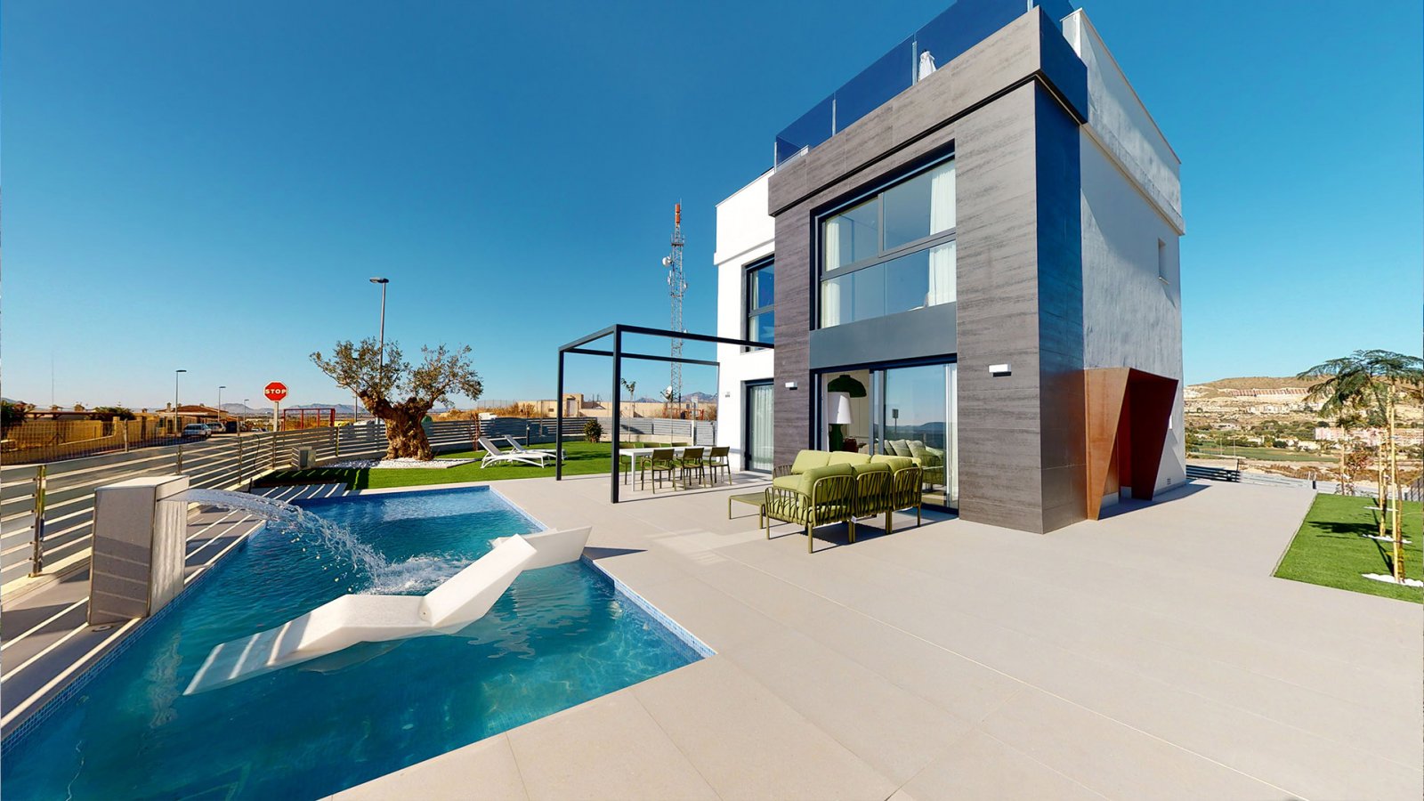  In der charmanten Stadt Mutxamel gelegen, bietet diese Wohnanlage 33 unabhängige Häuser, die für diejenigen entworfen wurden, die einen exklusiven Le