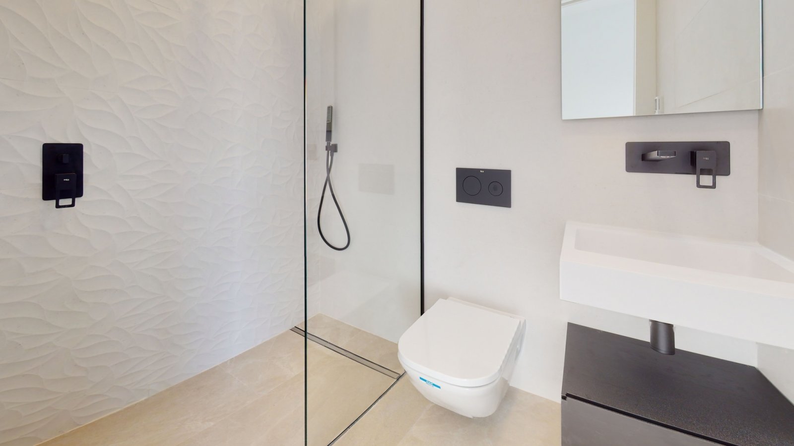  In der charmanten Stadt Los Alcázares gelegen, bietet dieser Wohnkomplex 23 freistehende Häuser, die für diejenigen entworfen wurden, die einen exklu