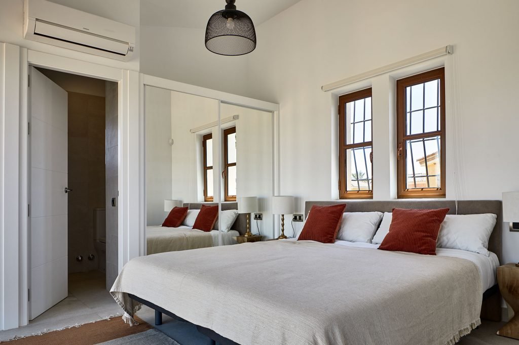  In der charmanten Ortschaft Cuevas del Almanzora gelegen, bietet diese exklusive Wohnanlage 13 unabhängige Wohnhäuser, die für diejenigen entworfen w