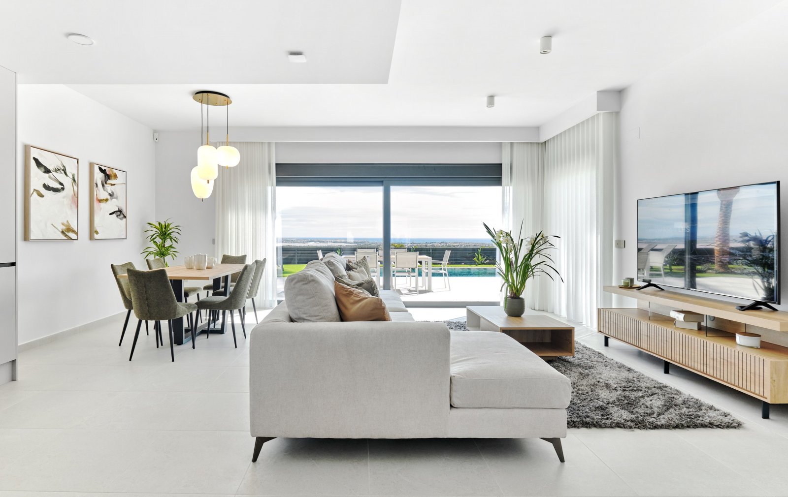  In der charmanten Umgebung von San Miguel de Salinas gelegen, bietet dieser exklusive Wohnkomplex 24 Immobilien, die für diejenigen entworfen wurden,