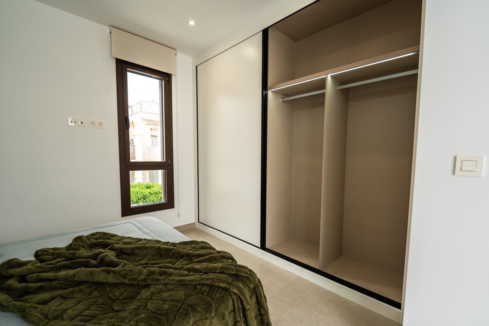  In der ruhigen Ortschaft Heredades gelegen, bietet diese exklusive Sammlung von Reihenhäusern eine einzigartige Gelegenheit, ein ruhiges und gut ange