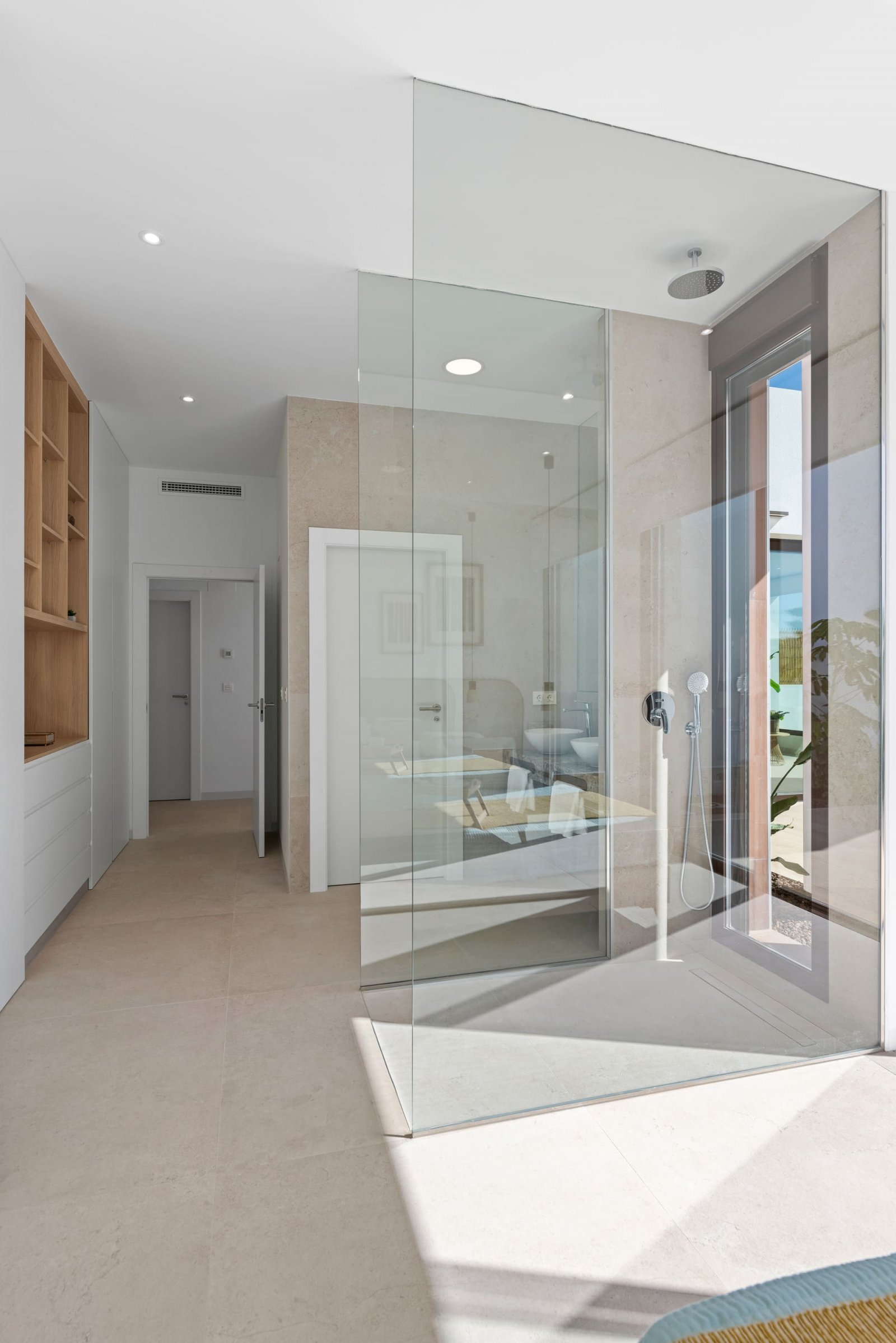  In der charmanten Ortschaft Los Alcázares gelegen, bietet diese exklusive Sammlung von 8 unabhängigen Wohnhäusern eine privilegierte Umgebung für die