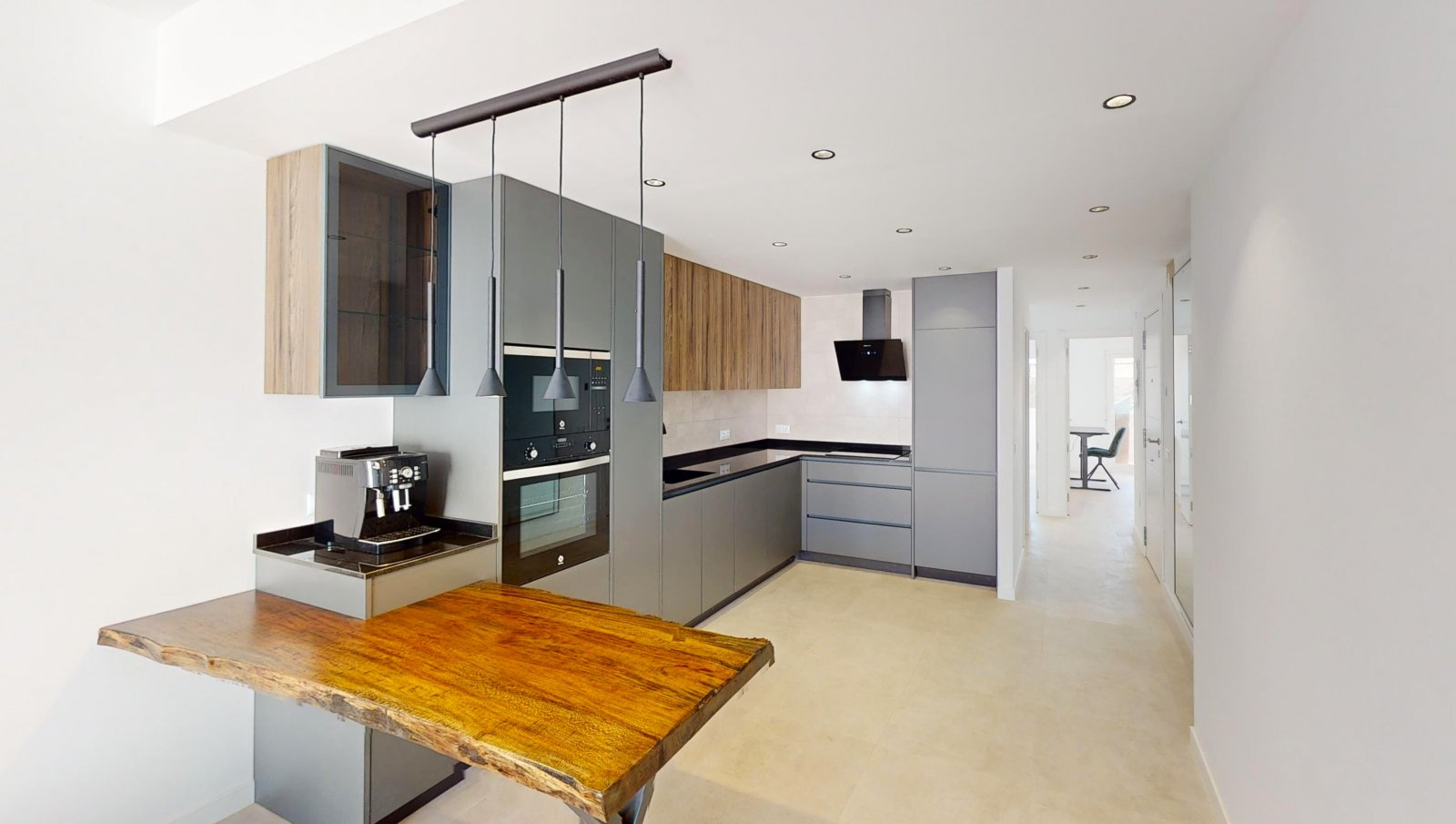  In der charmanten Gemeinde Pilar de la Horadada gelegen, bietet diese Wohnanlage eine exklusive Auswahl an Immobilien, die darauf ausgelegt sind, die