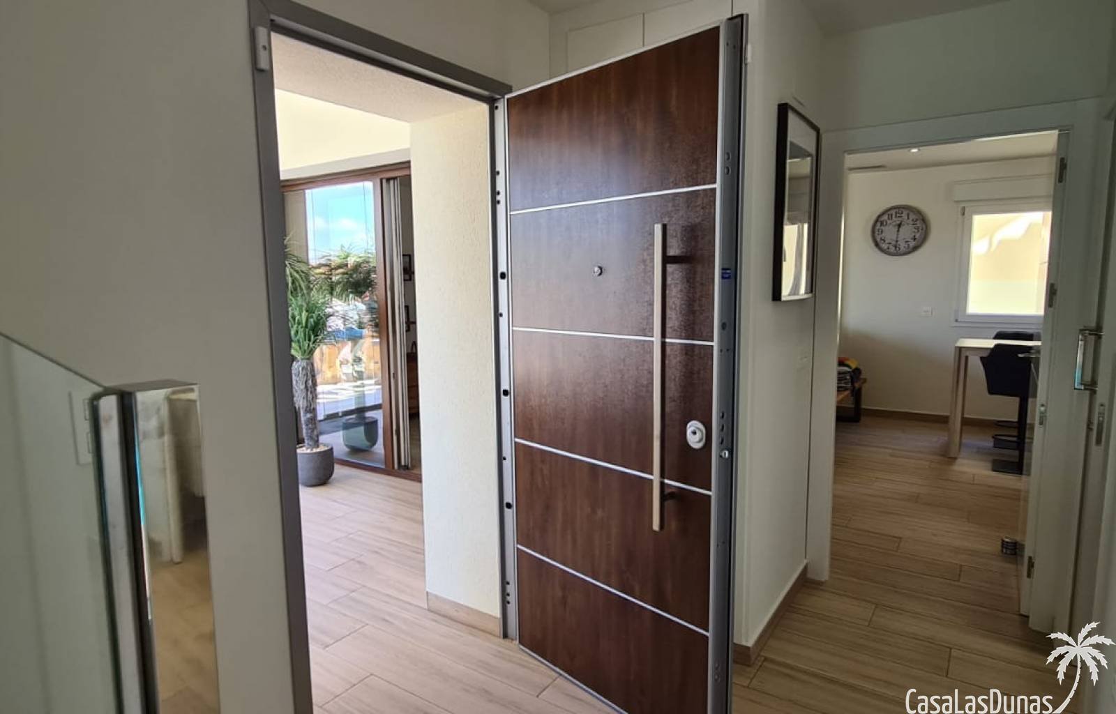  !!Modernes neues Haus zum Weiterverkauf!! Der Vorteil hierbei ist, dass Sie ein relativ neues Haus kaufen, das bereits schlüsselfertig ist und das Si