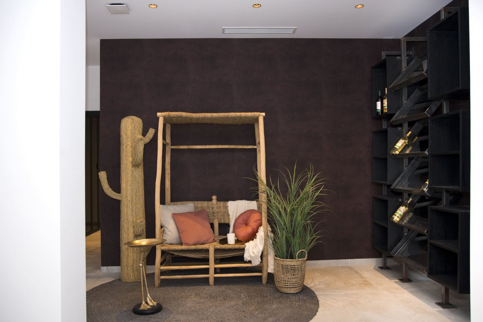 In der charmanten Stadt Rojales gelegen, bietet diese exklusive Sammlung von Villen ein einzigartiges Wohnerlebnis. Mit nur fünf verfügbaren Immobili