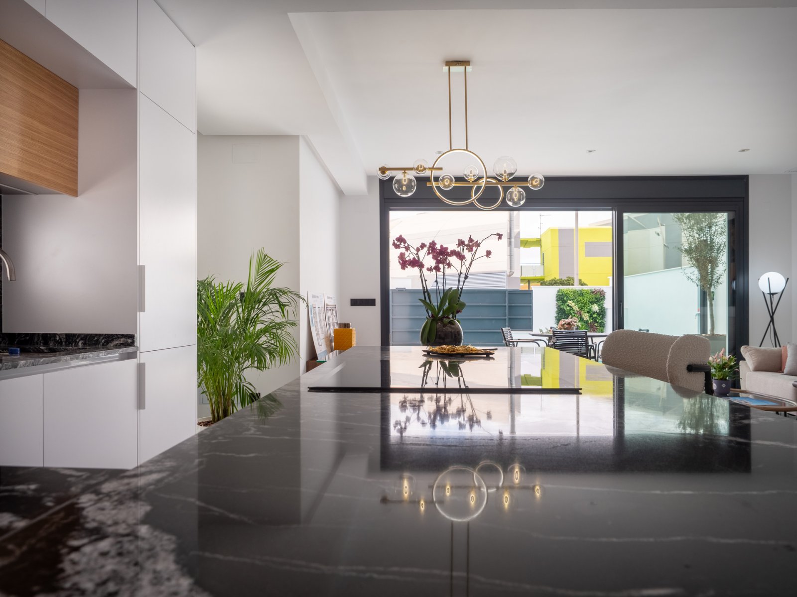  Diese unabhängigen Wohnhäuser befinden sich in der charmanten Ortschaft San Pedro del Pinatar und bieten eine ideale Umgebung für diejenigen, die die