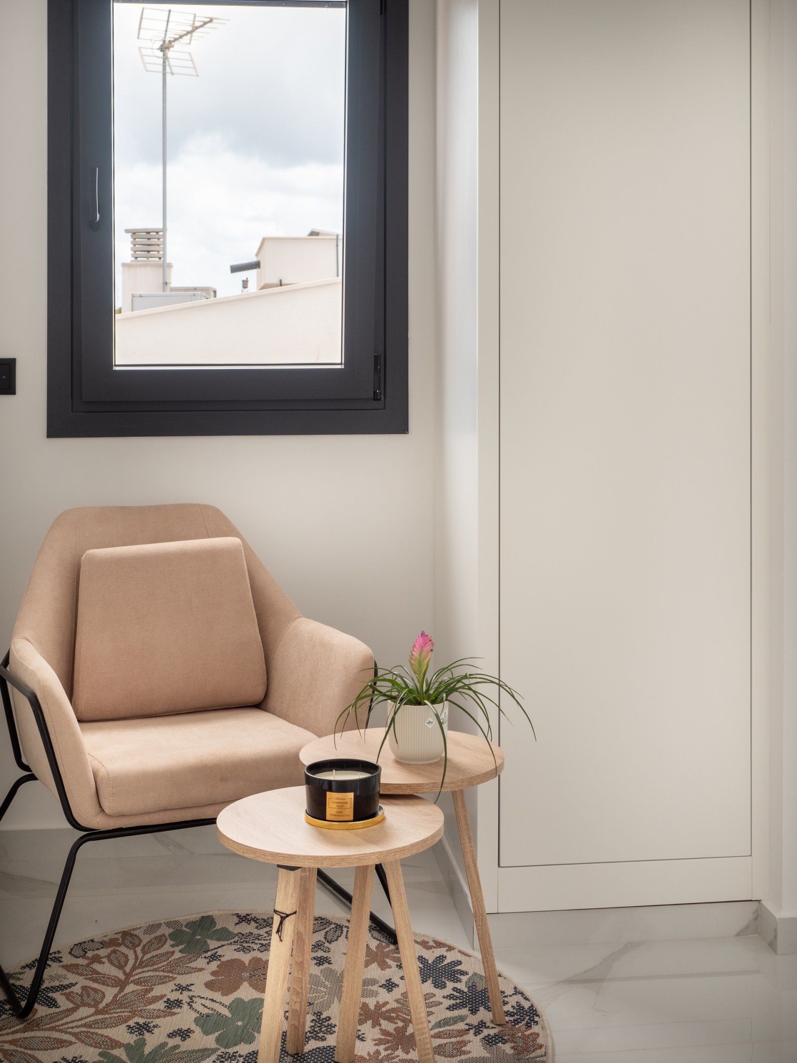  Diese unabhängigen Wohnhäuser befinden sich in der charmanten Ortschaft San Pedro del Pinatar und bieten eine ideale Umgebung für diejenigen, die die