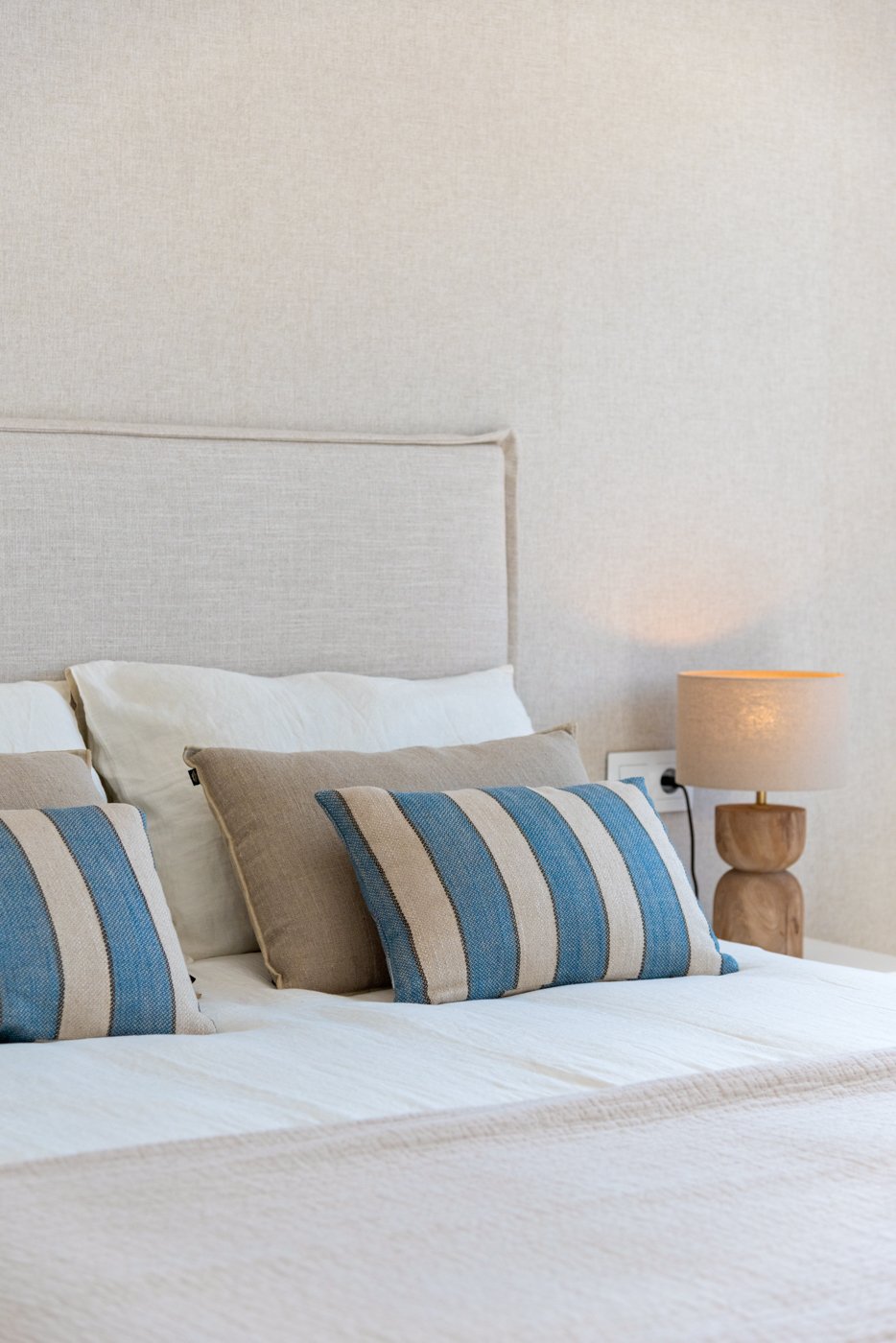  Im charmanten Ort Pilar de la Horadada gelegen, bietet dieses Ensemble freistehender Chalets eine einzigartige Gelegenheit, das Leben an der Costa Bl