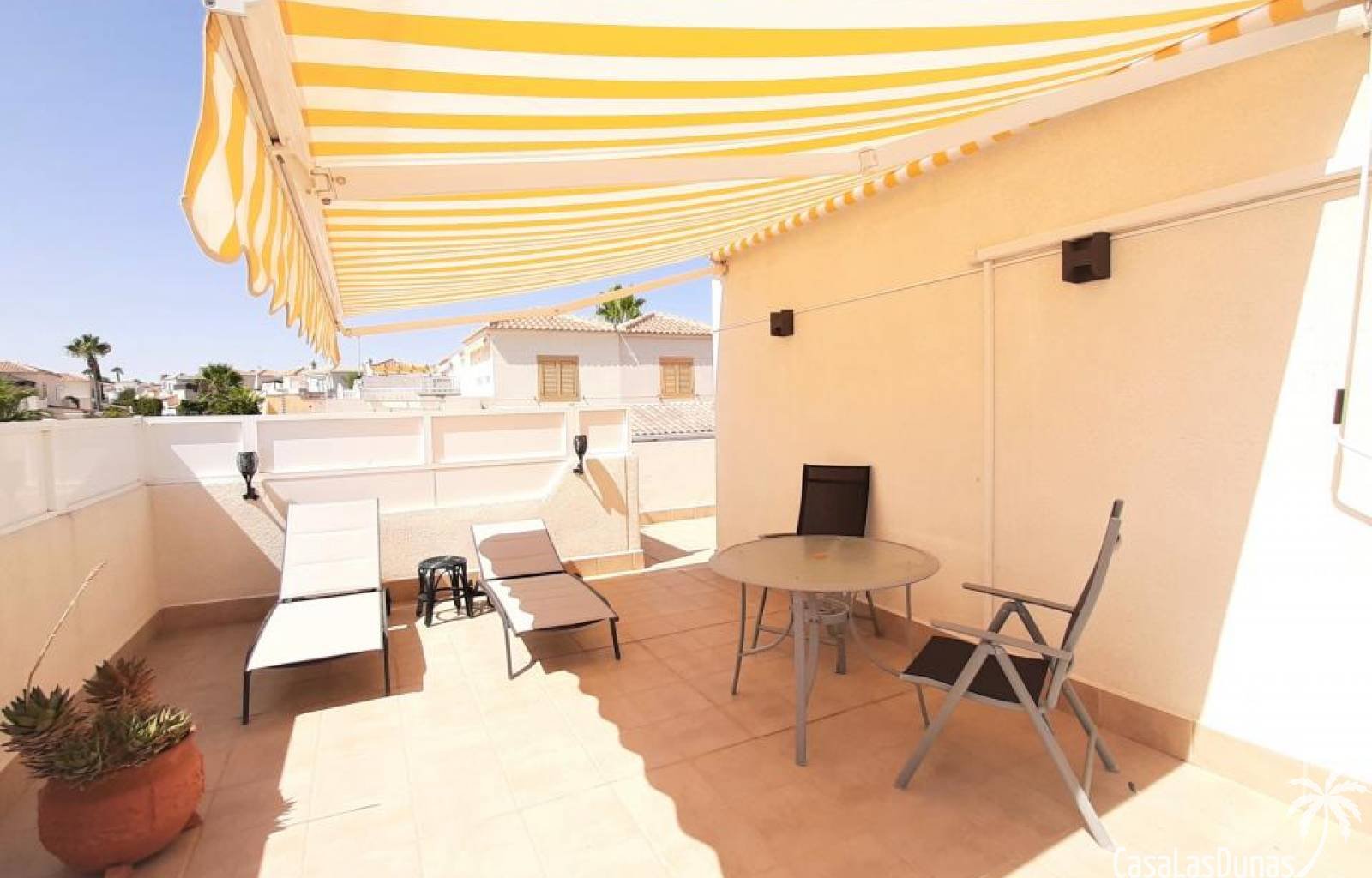 Wenn Sie auf der Suche nach einem idealen Feriendomizil sind, in dem Komfort und Luxus Hand in Hand gehen, dann ist Casa Flamenca die ideale Wahl fü