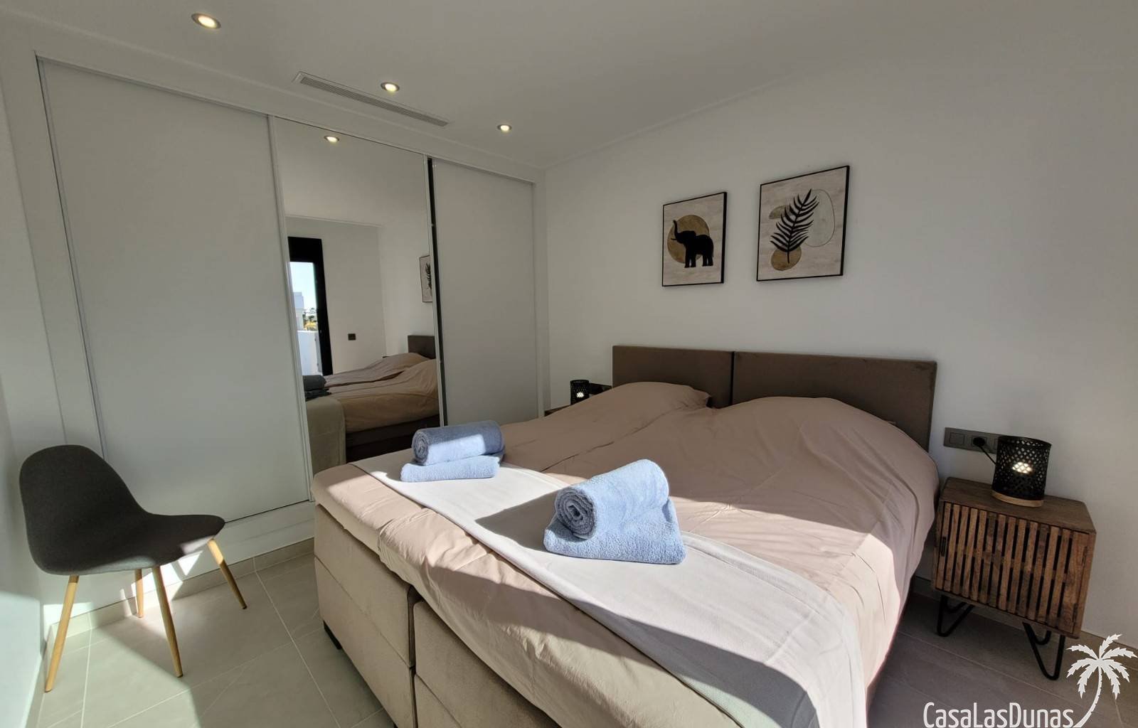 Casa Tortuga ist das ideale Ziel für einen unbeschwerten Urlaub in der sonnigen Stadt Ciudad Quesada, Rojales. Diese moderne und geschmackvoll einger