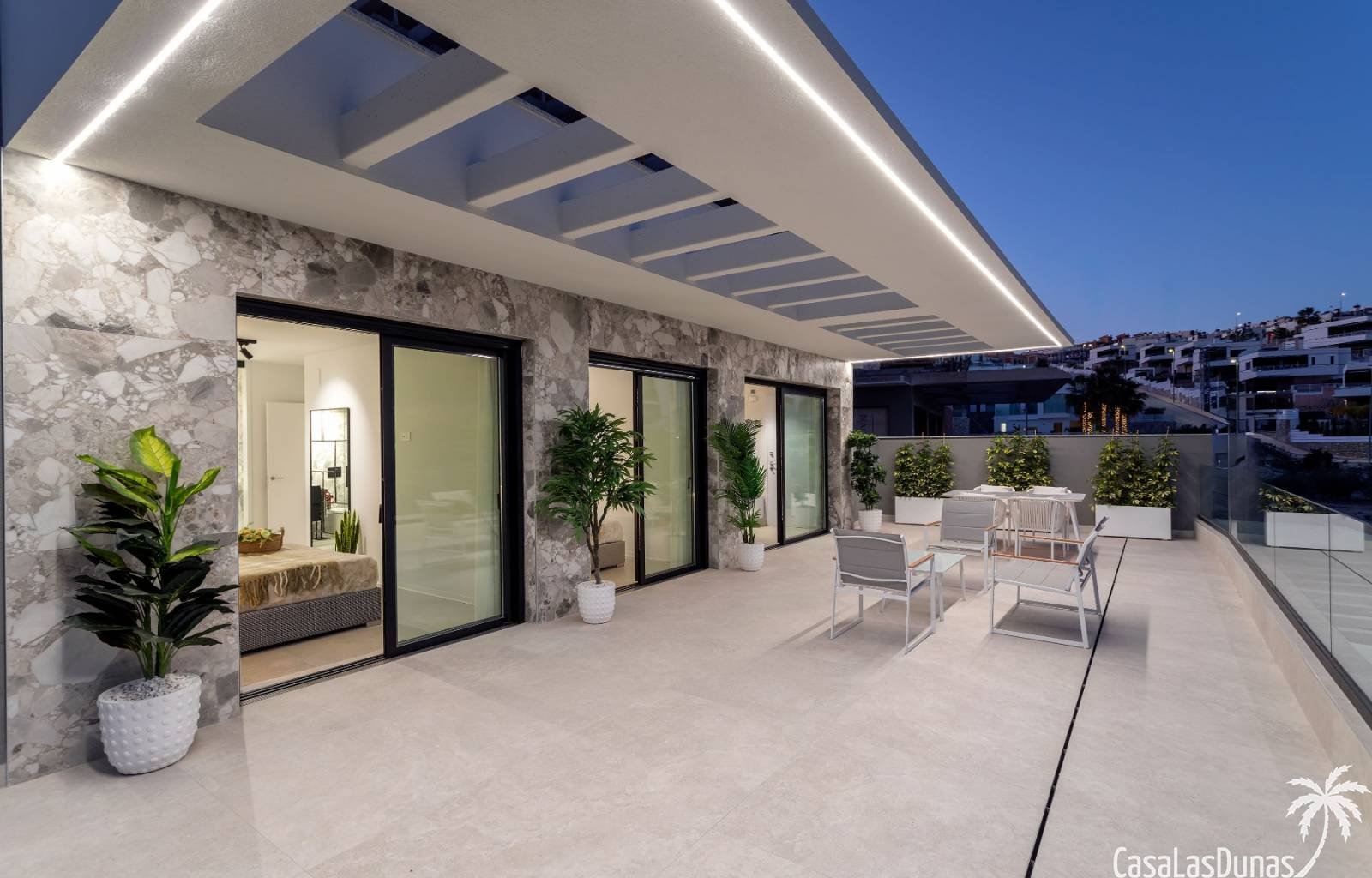 In bester Lage im wunderschönen Stadtteil Finestrat gelegen, bietet dieses Projekt einen idealen Standort für Familien. Die Einheiten verfügen alle ü