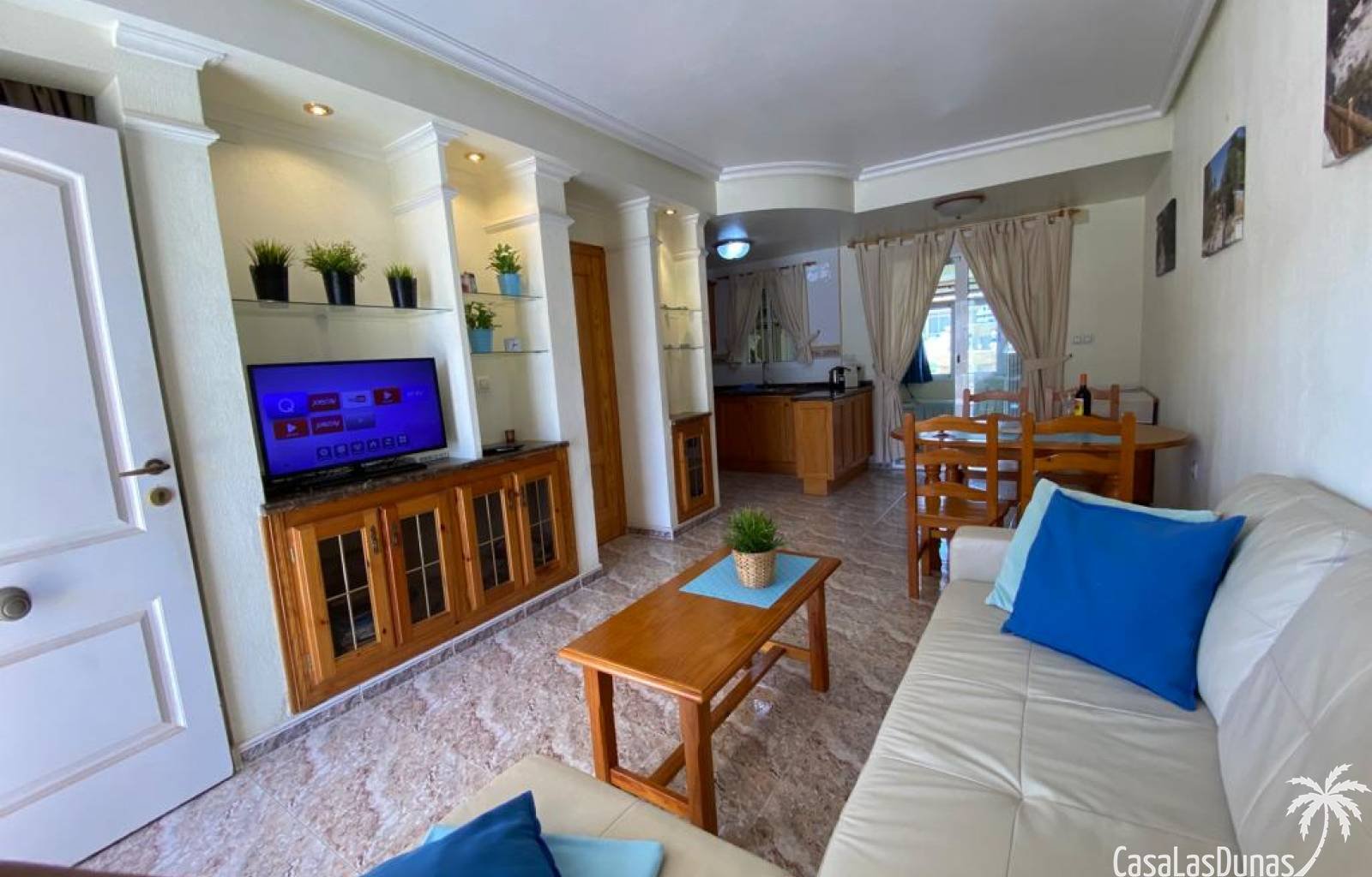 *Auf diesen Artikel erhalten Sie 10 % Rabatt, wenn er innerhalb von 2 Wochen eintrifft, solange er noch verfügbar ist.
Ein Ferienhaus im Zentrum von