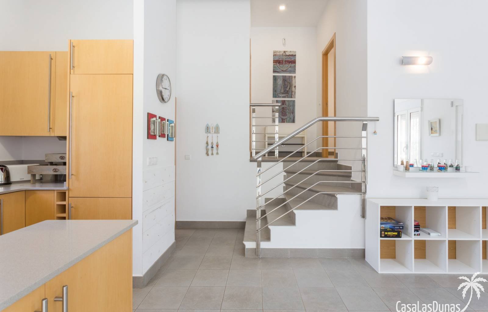 Diese wunderschöne Villa liegt auf der Südseite des Berges La Sella und ist ideal für diejenigen, die einen erholsamen und ruhigen Urlaub verbringen