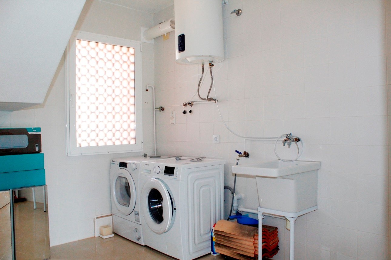 Wunderschöne Villa mit Blick auf den Golfplatz Campo de Campoamor, in einer schönen ruhigen Straße gelegen