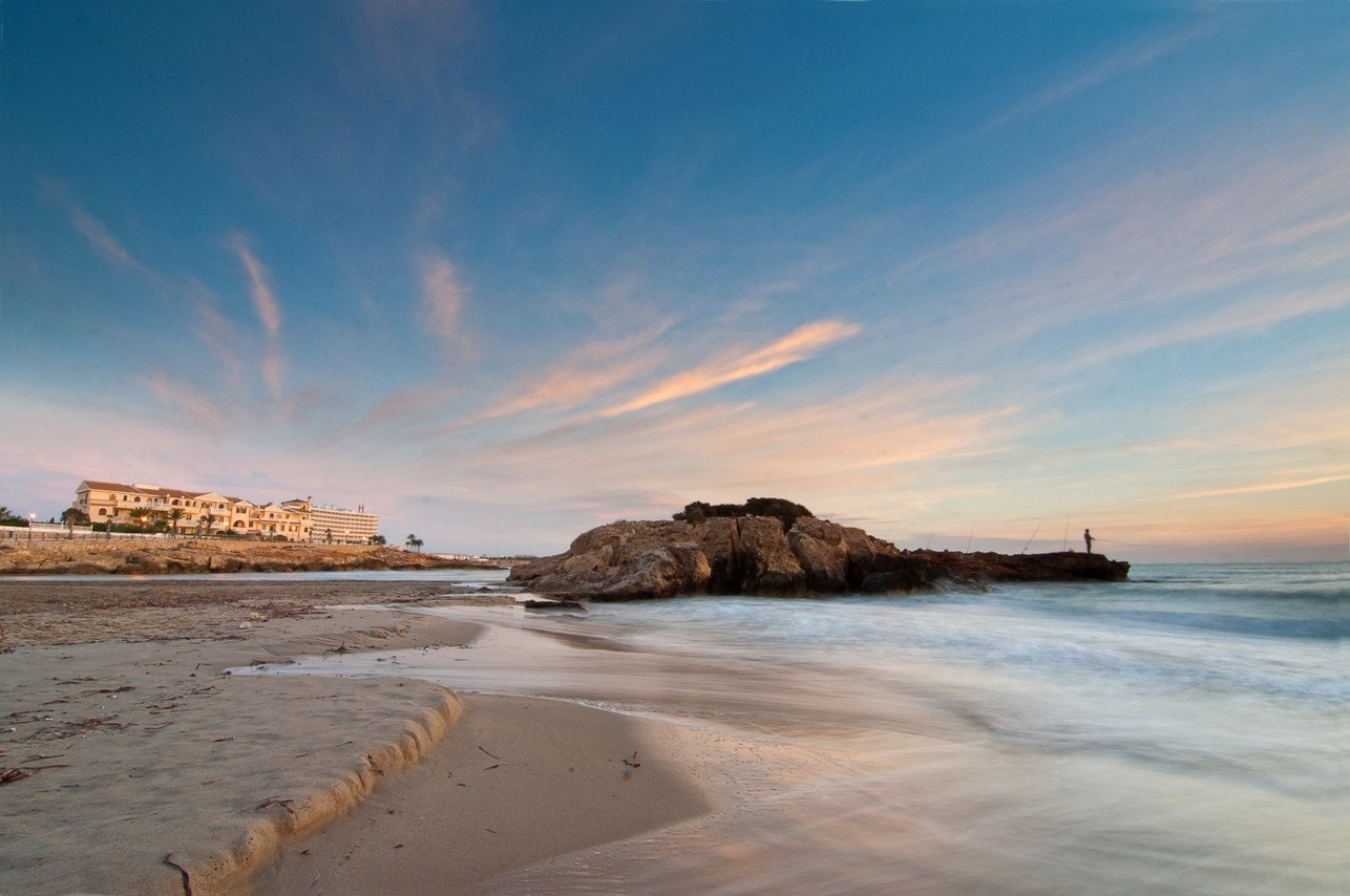 Schönes freistehendes Haus mit Südlage Villa mit 4 Schlafzimmern und 3 en-suite Bädern zu verkaufen.