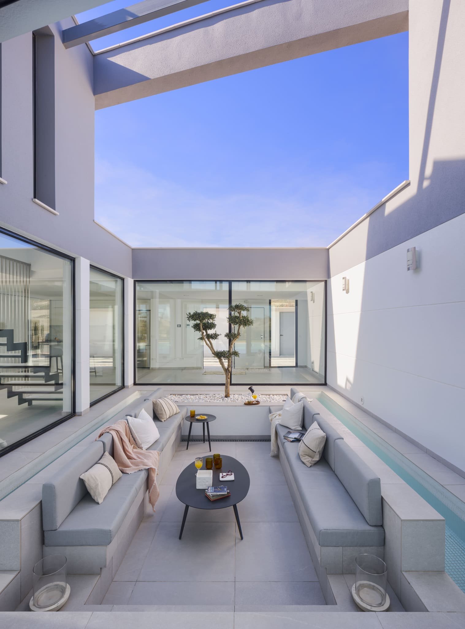 In der schönen Region Murcia gelegen, bietet diese exklusive Sammlung von 18 unabhängigen Wohnhäusern eine außergewöhnliche Lebensumgebung. Diese Imm