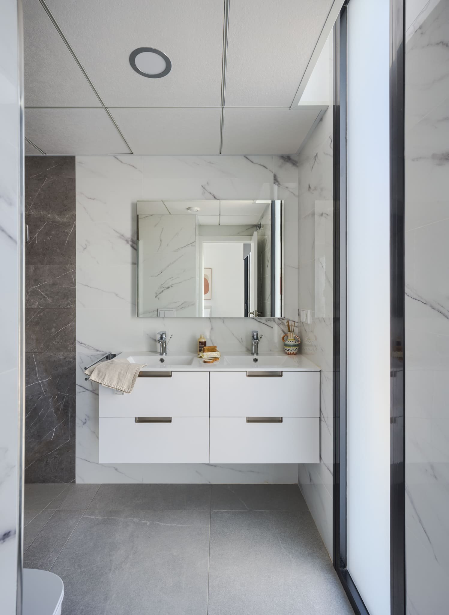 In der schönen Region Murcia gelegen, bietet diese exklusive Sammlung von 18 unabhängigen Wohnhäusern eine außergewöhnliche Lebensumgebung. Diese Imm