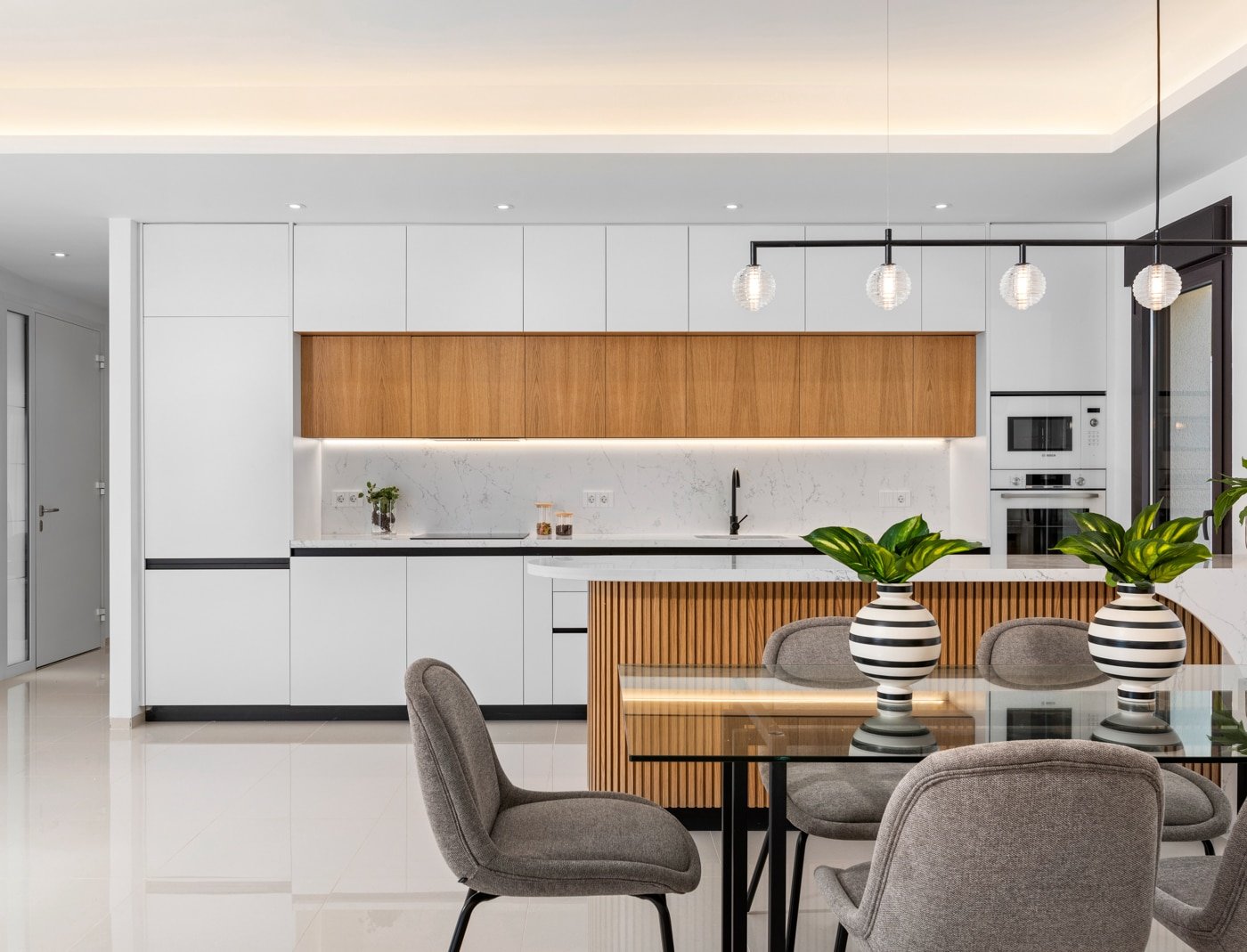  In der charmanten Stadt Ciudad Quesada gelegen, bietet diese freistehende Immobilie eine ideale Umgebung für diejenigen, die ein Zuhause in einer ruh