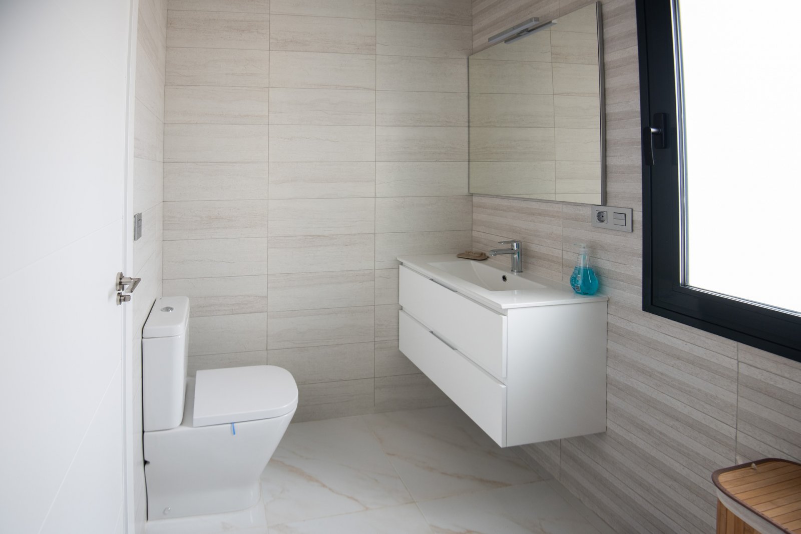  In der charmanten Umgebung von Pinar de Campoverde gelegen, bietet dieser Komplex von 9 freistehenden Häusern einen exklusiven und komfortablen Leben