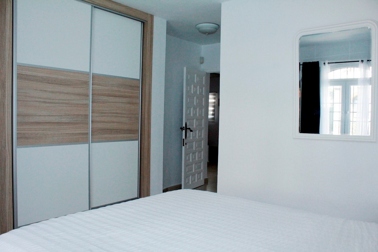  Spanische Villa in erster Reihe mit fantastischem Blick auf den Golfplatz – Villamartín, Fortuna II&#13;&#13;
Diese charmante, freistehende Villa in 