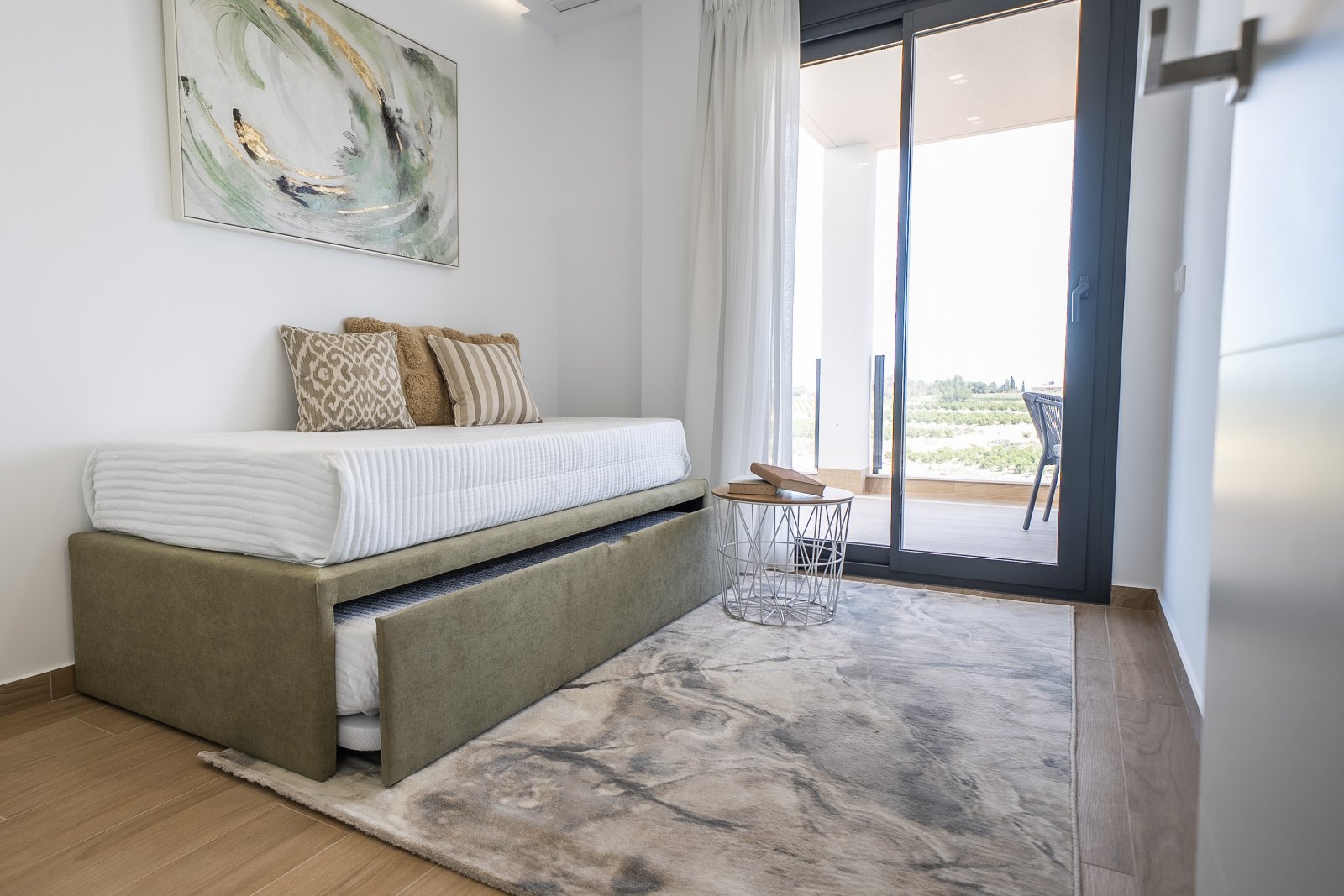  In der charmanten Stadt Algorfa gelegen, bietet diese exklusive Wohnanlage eine Auswahl an Häusern, die unterschiedlichen Bedürfnissen und Lebensstil