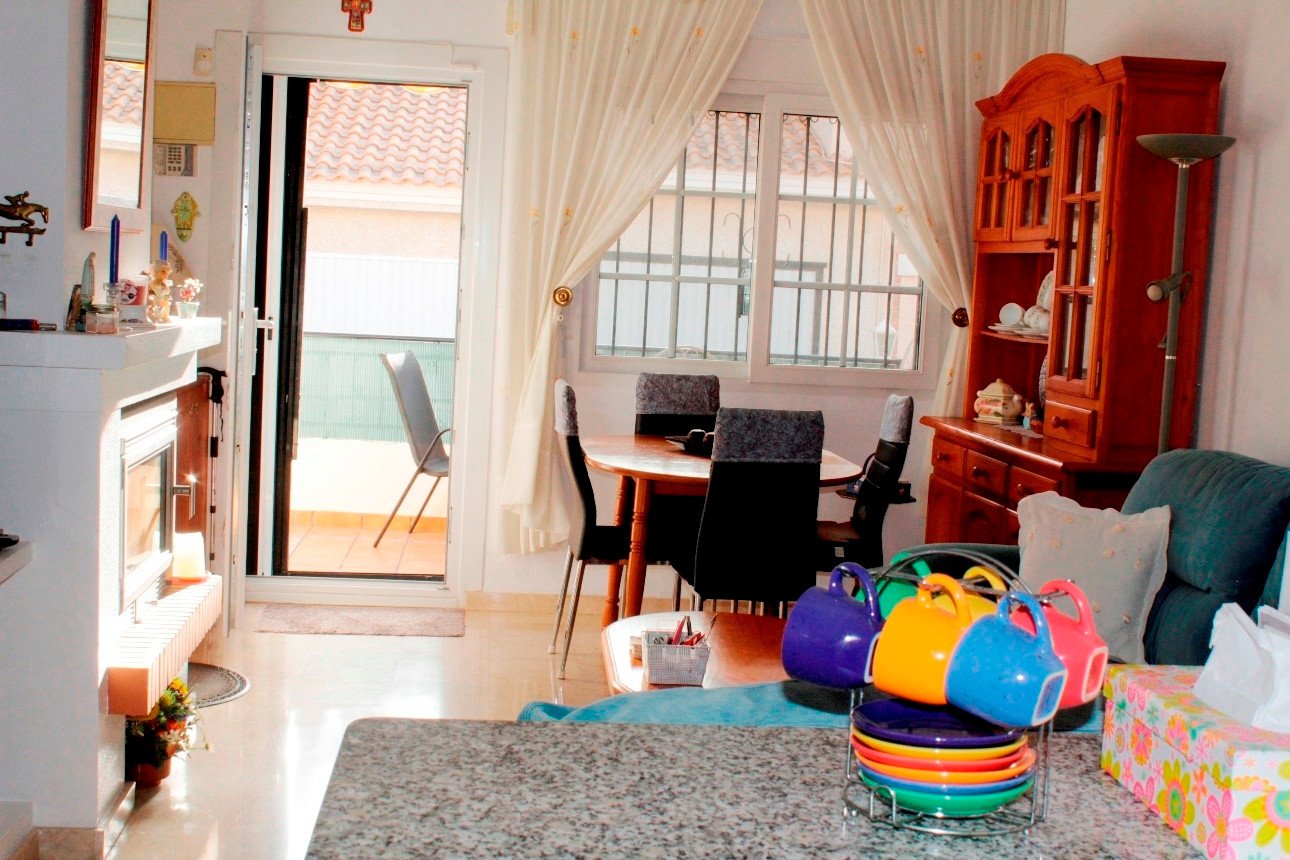  Wunderschöner Bungalow mit 2 Schlafzimmern in Oporto Golf, Los Dolses – Villamartín.&#13;&#13;
Dieser makellose, nach Südwesten ausgerichtete Bungalo