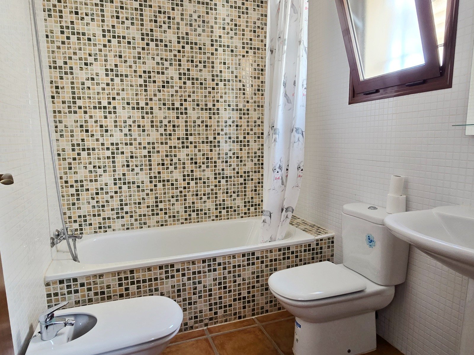  Wunderschöne, nach Süden ausgerichtete Doppelhaushälfte in La Finca Golf, Algorfa.&#13;&#13;
Wir freuen uns, Ihnen diese bezugsfertige 100 m² große D