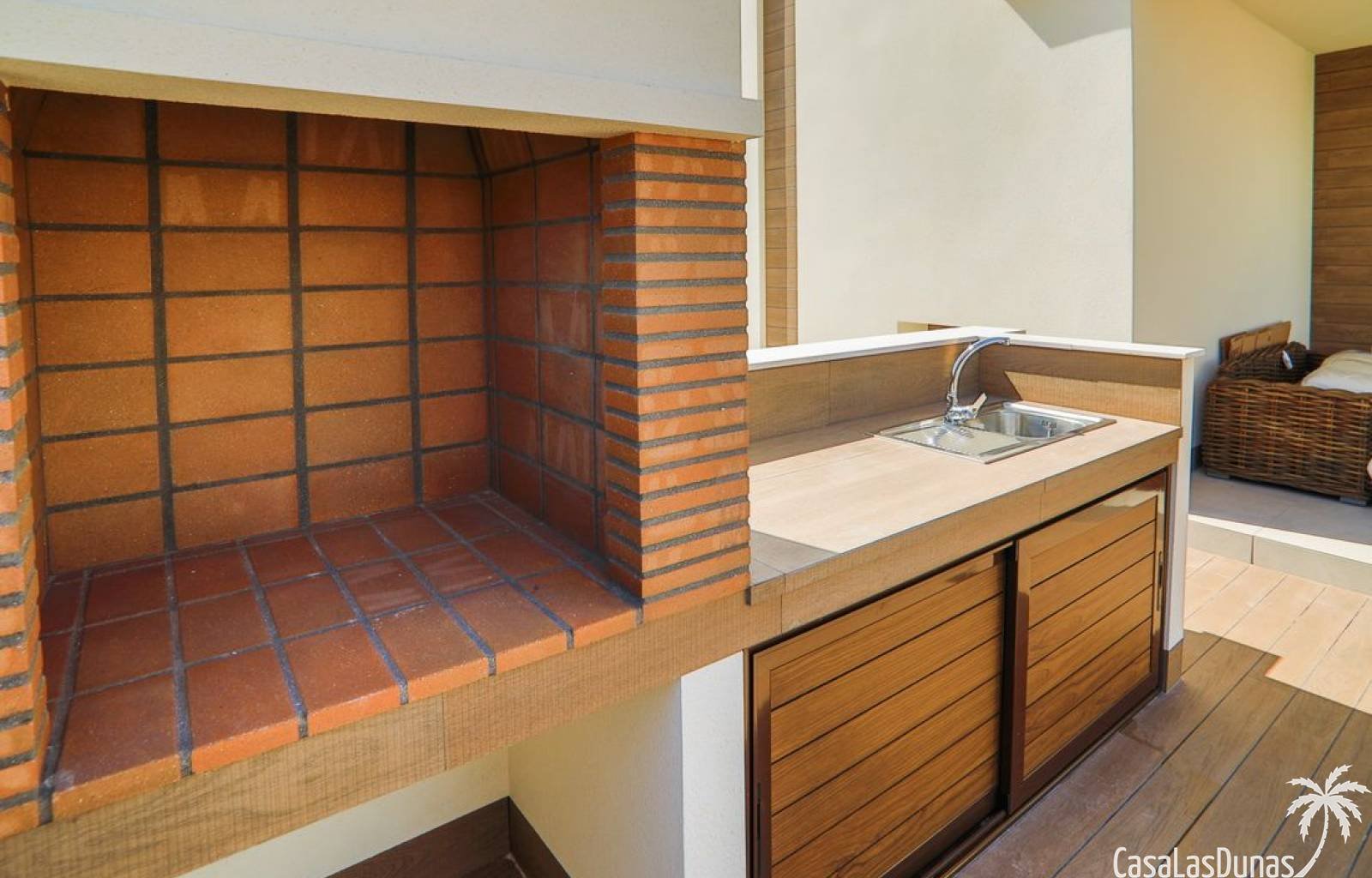  Dieses prächtige Projekt neuer Luxusvillen befindet sich im traditionellen Dorf Benijófar. Diese Villen verschiedener Modelle befinden sich auf einem