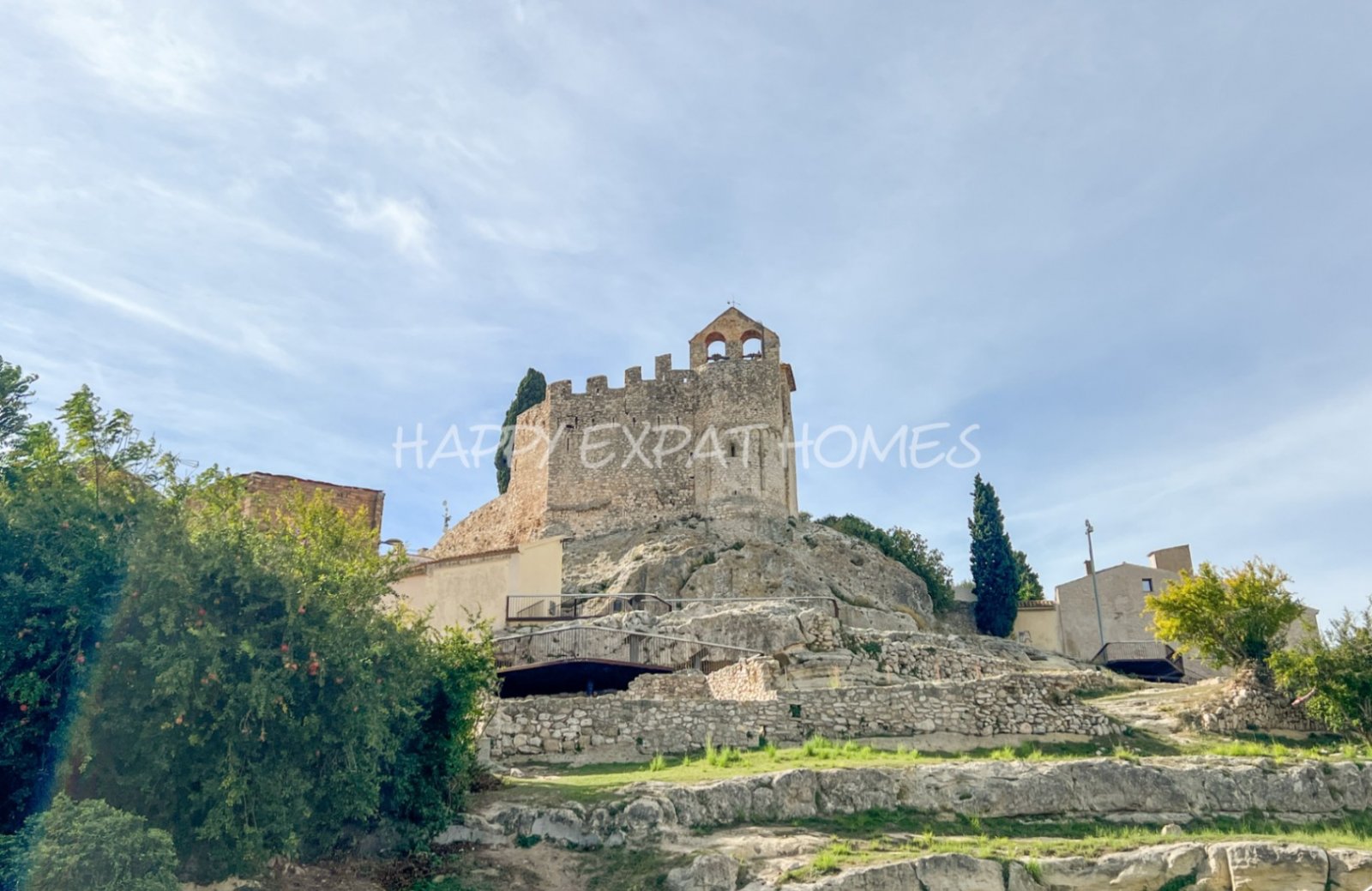 Schreiten Sie in die Geschichte und stellen Sie sich die Möglichkeiten vor.
Dieses einzigartige Haus aus dem 18. Jahrhundert befindet sich im malerisc