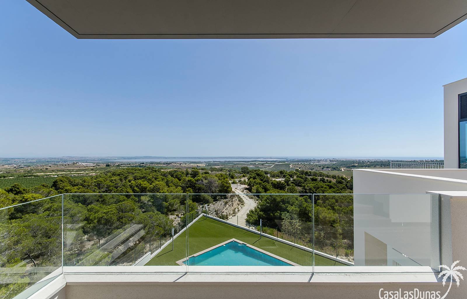  Diese atemberaubenden Villen mit herrlichem Blick auf die Salzseen befinden sich in der wunderschönen Stadt San Miguel de Salinas. Diese Villen verfü