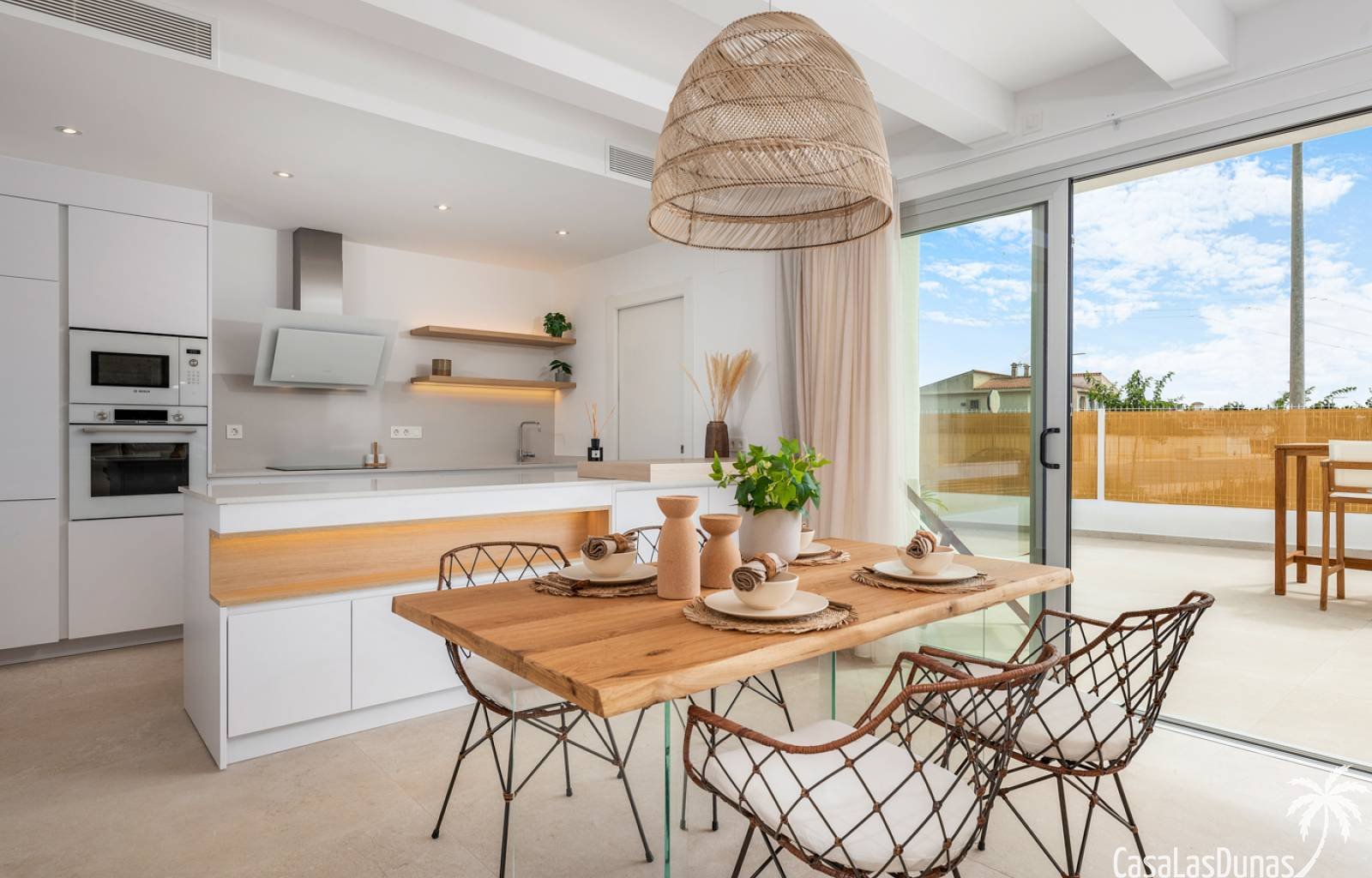  Verwirklichen Sie Ihren Traum und genießen Sie diesen wunderschönen Bungalow mit eigenem Swimmingpool, Hauptschlafzimmer mit eigener begehbarer Dusch