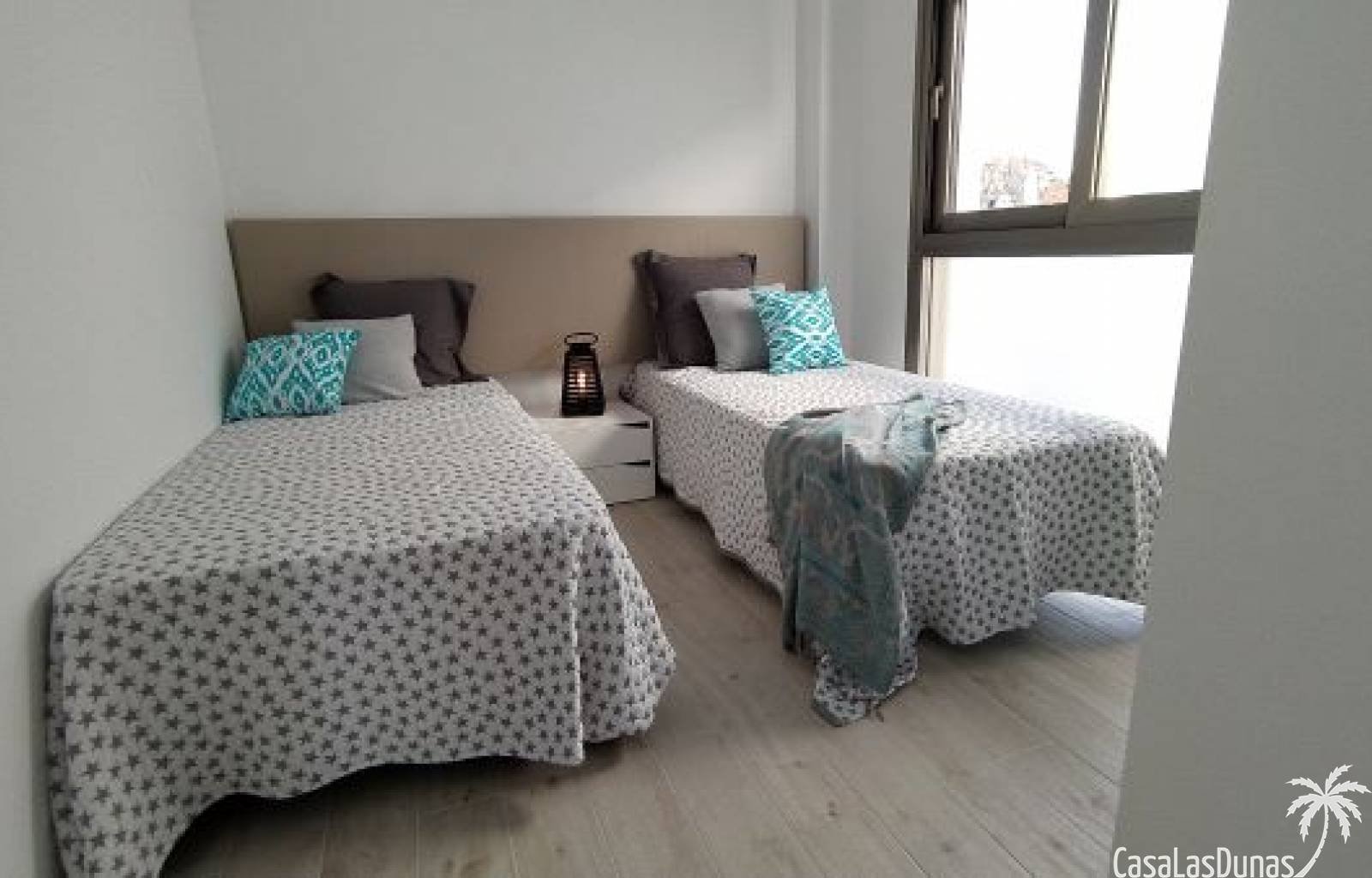 Wir freuen uns, eine neue Phase an Villen in dieser wunderschönen Gegend von Villamartin anbieten zu können. Jede Villa besteht aus 4 Schlafzimmern u