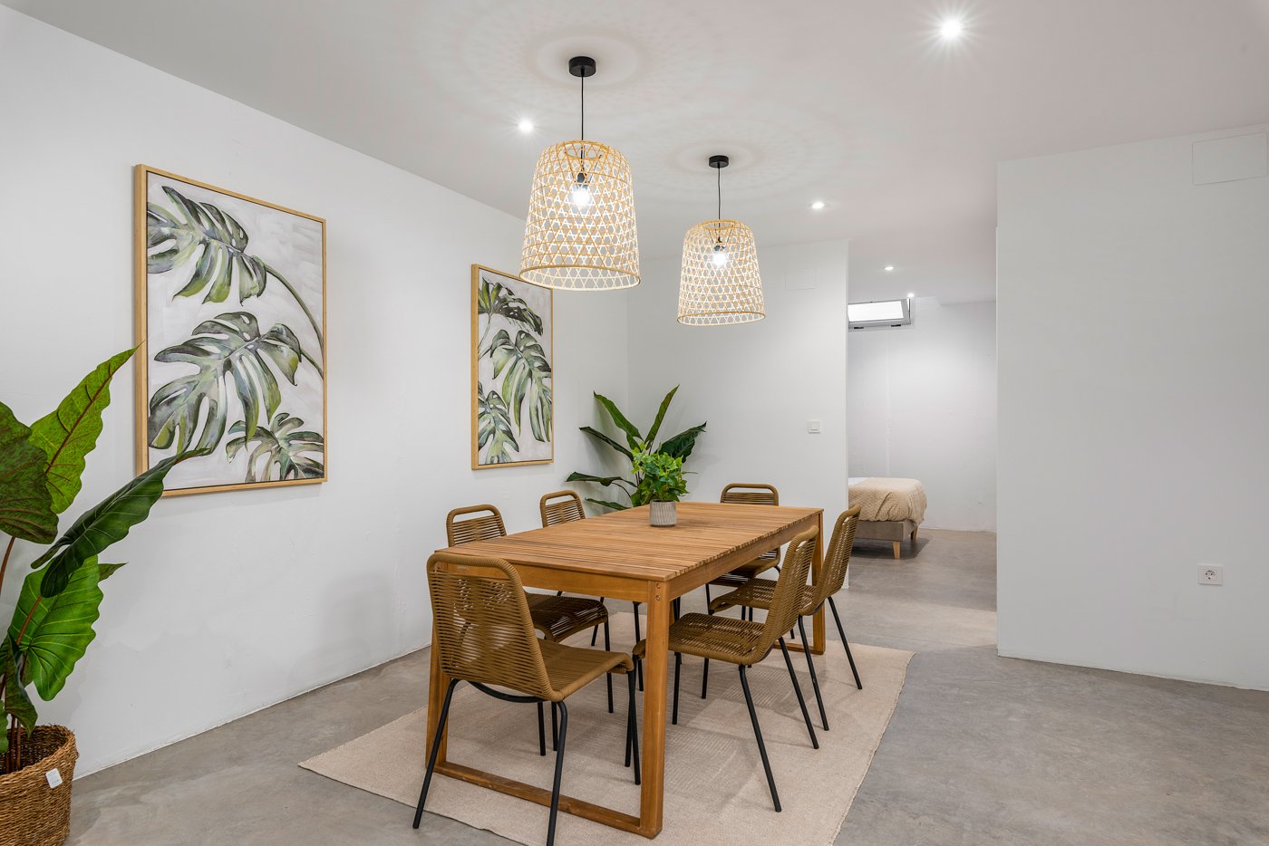 In der charmanten Stadt Los Alcázares gelegen, bietet dieser Komplex von 6 unabhängigen Immobilien einen exklusiven Lebensstil in einer privilegierte