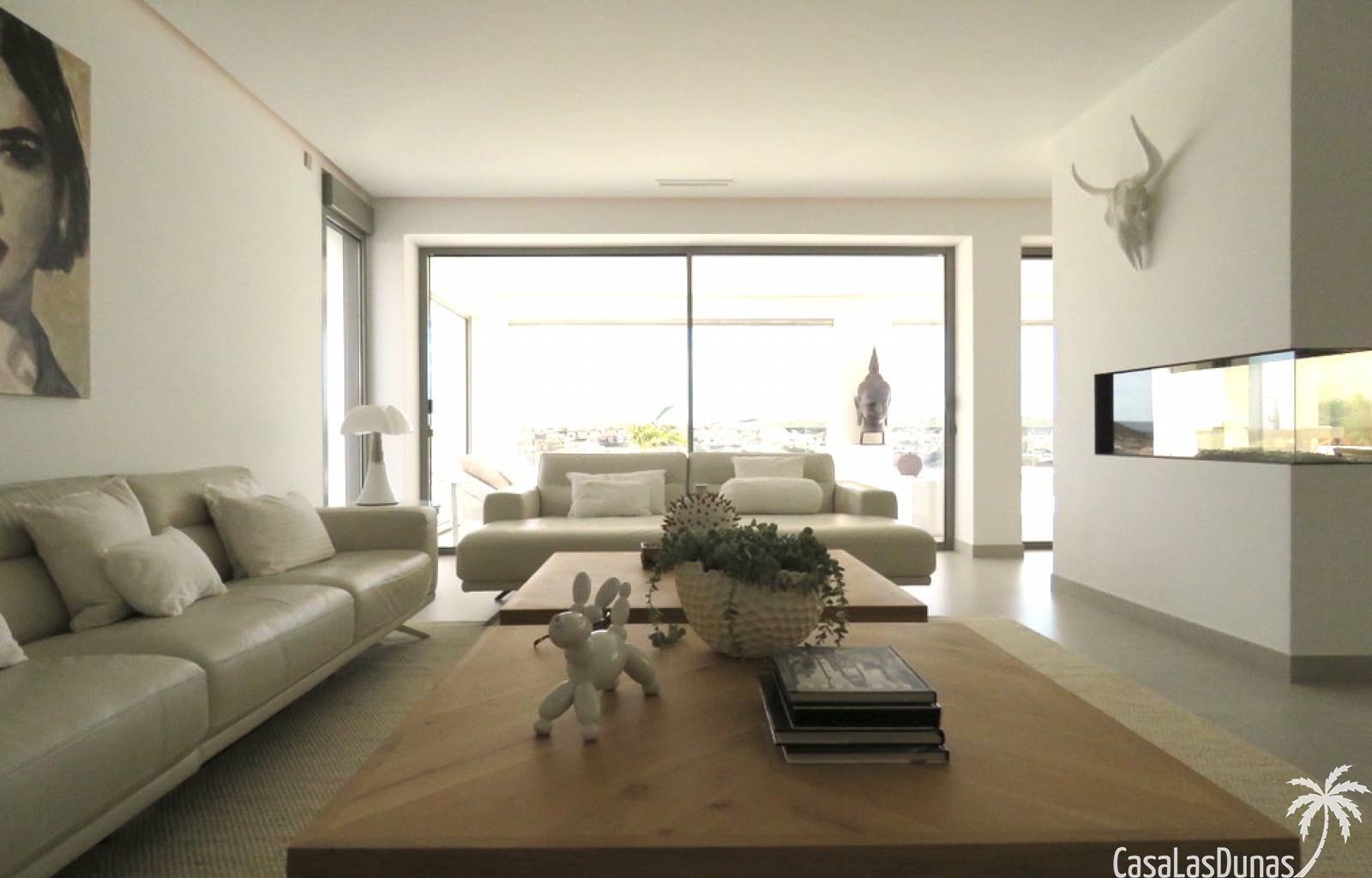  Luxusvilla-Schlüssel bereit!

 Komplett möblierte Villa in wunderschöner Lage in Ciudad Quesada. Diese Villa bietet einen wunderschönen Blick auf die