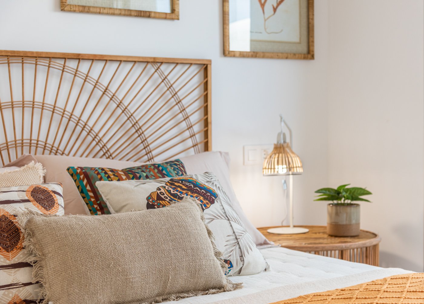  In der charmanten Stadt Los Alcázares gelegen, bietet dieser Komplex von 6 unabhängigen Immobilien einen exklusiven Lebensstil in einer privilegierte