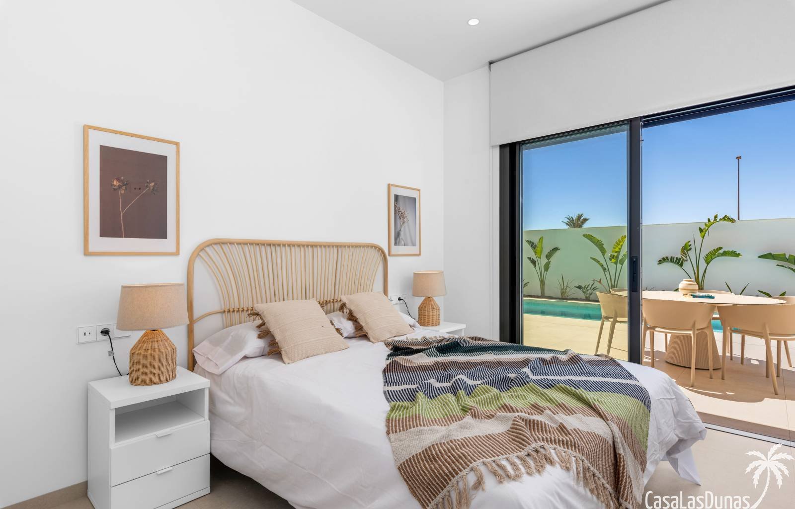  Diese wunderschönen Villen werden im sonnenverwöhnten Los Alcázares an der Costa Cálida gebaut. Das Haus verfügt über 3 Schlafzimmer und 2 Badezimmer