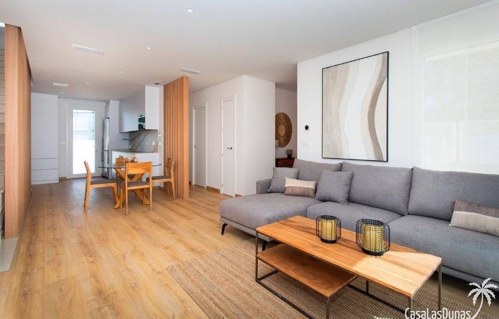  In der charmanten Stadt Hondón de las Nieves entstehen diese wunderschönen neuen Villen mit privatem Pool. Dieses Neubauprojekt bestehend aus 8 Häuse