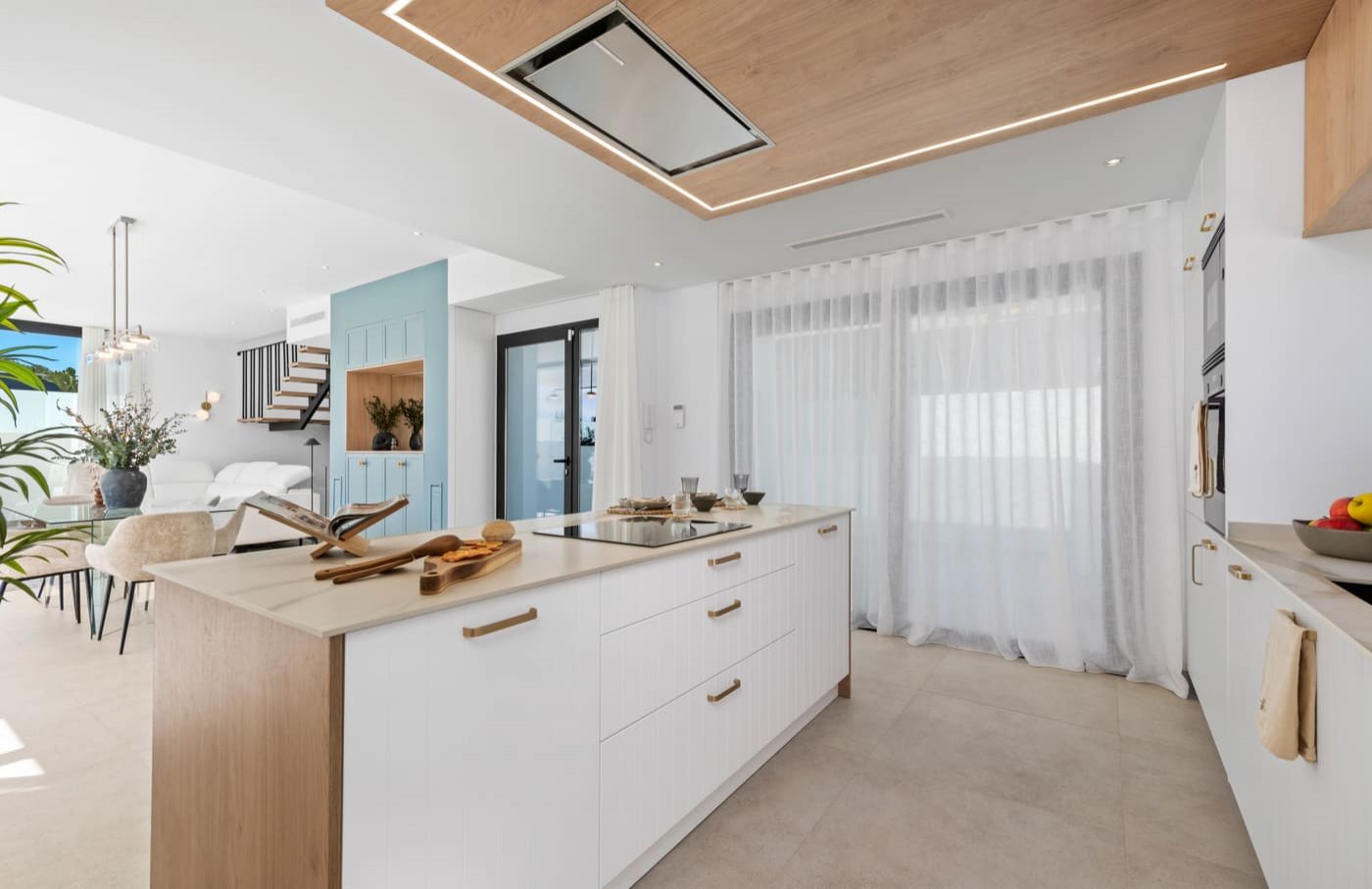  Im charmanten Ort Polop gelegen, bietet dieser Wohnkomplex 19 freistehende Häuser, die für diejenigen entworfen wurden, die ein exklusives und komfor