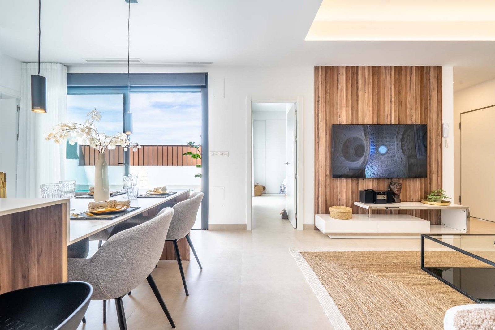 In der charmanten Ortschaft Torre-Pacheco gelegen, bietet diese Wohnanlage 36 unabhängige Wohnhäuser, die für diejenigen entworfen wurden, die einen