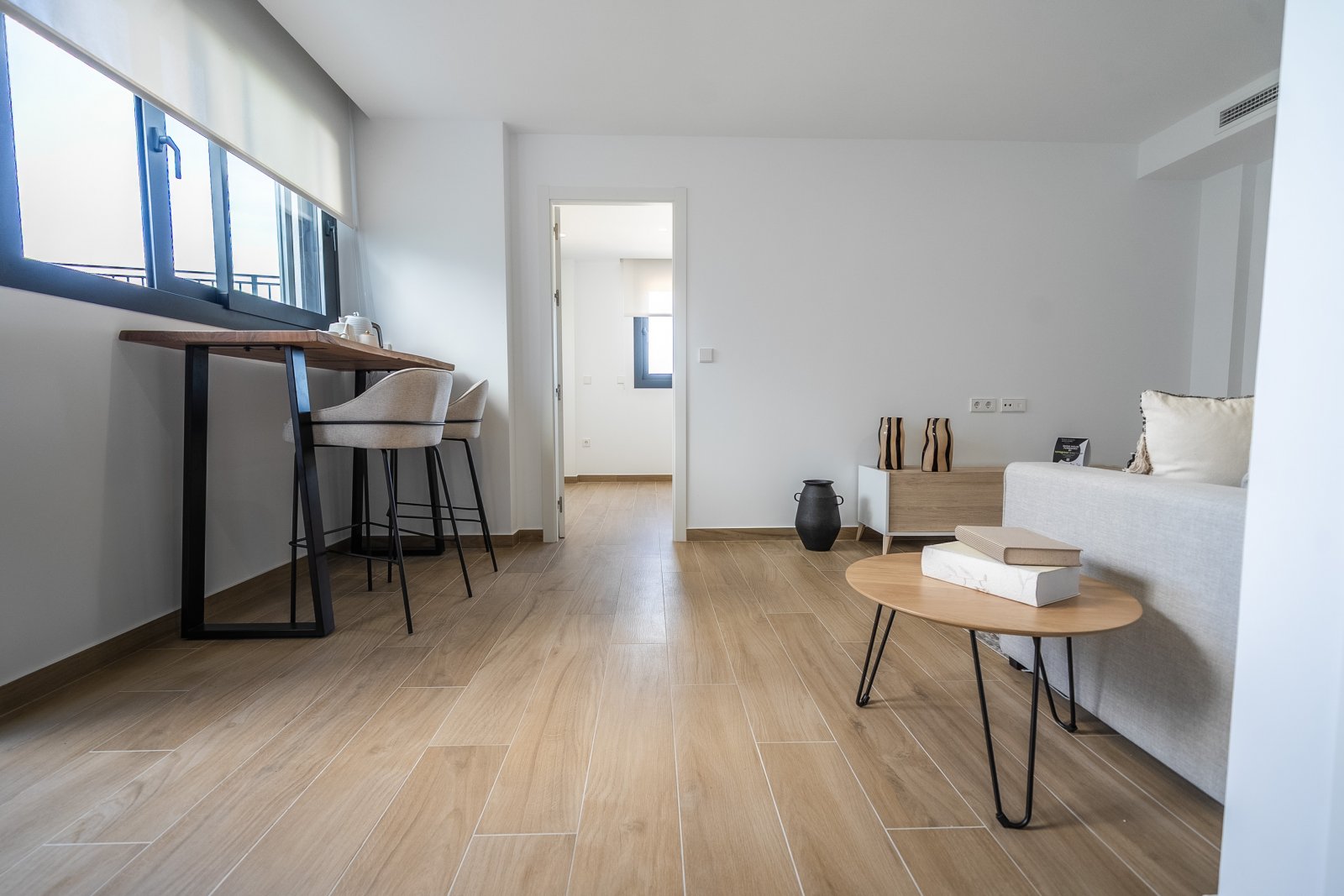  In der charmanten Stadt Algorfa gelegen, bietet diese exklusive Wohnanlage eine Auswahl an Häusern, die unterschiedlichen Bedürfnissen und Lebensstil